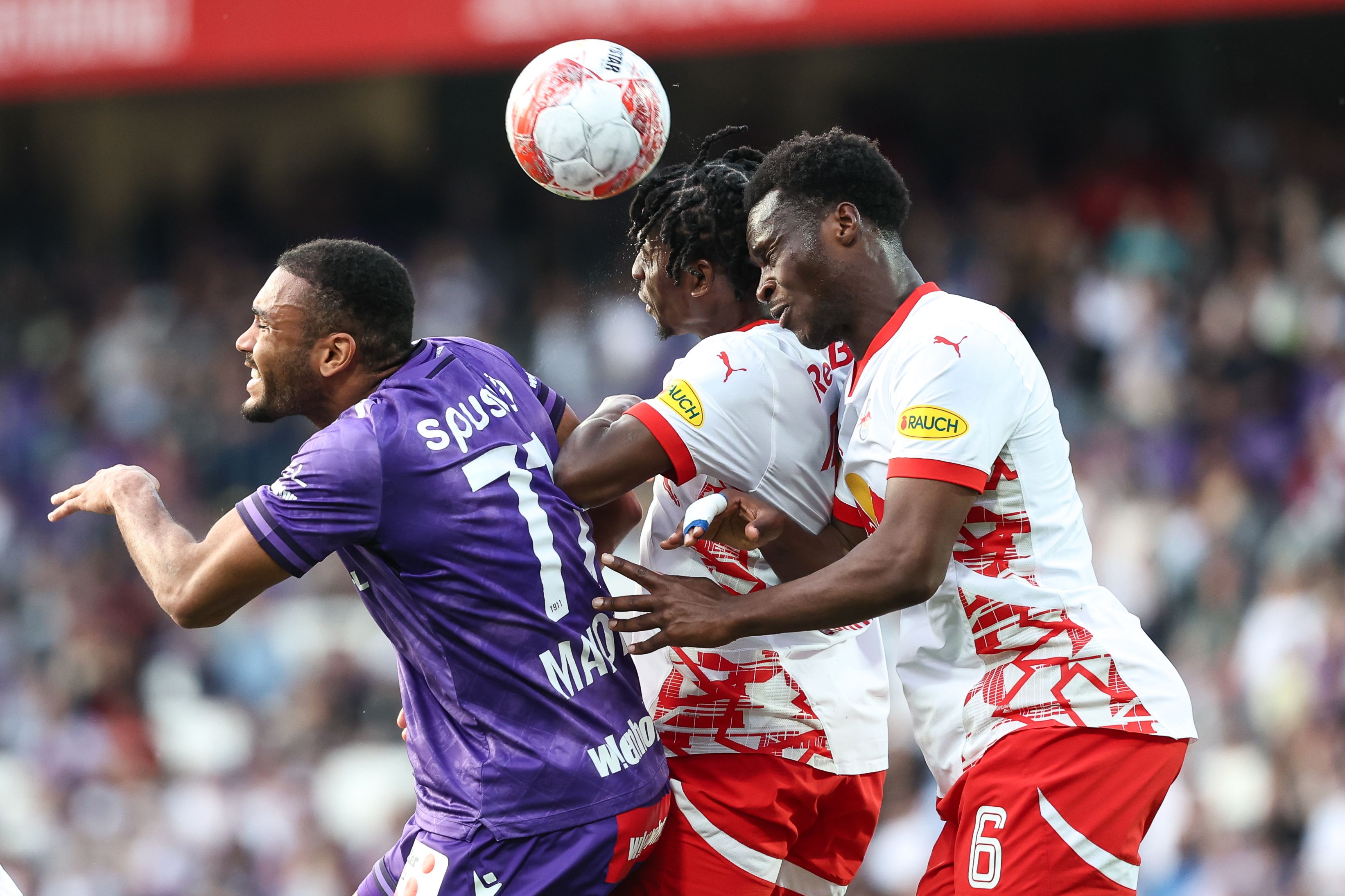 Austria-Torjäger Malone (l.)