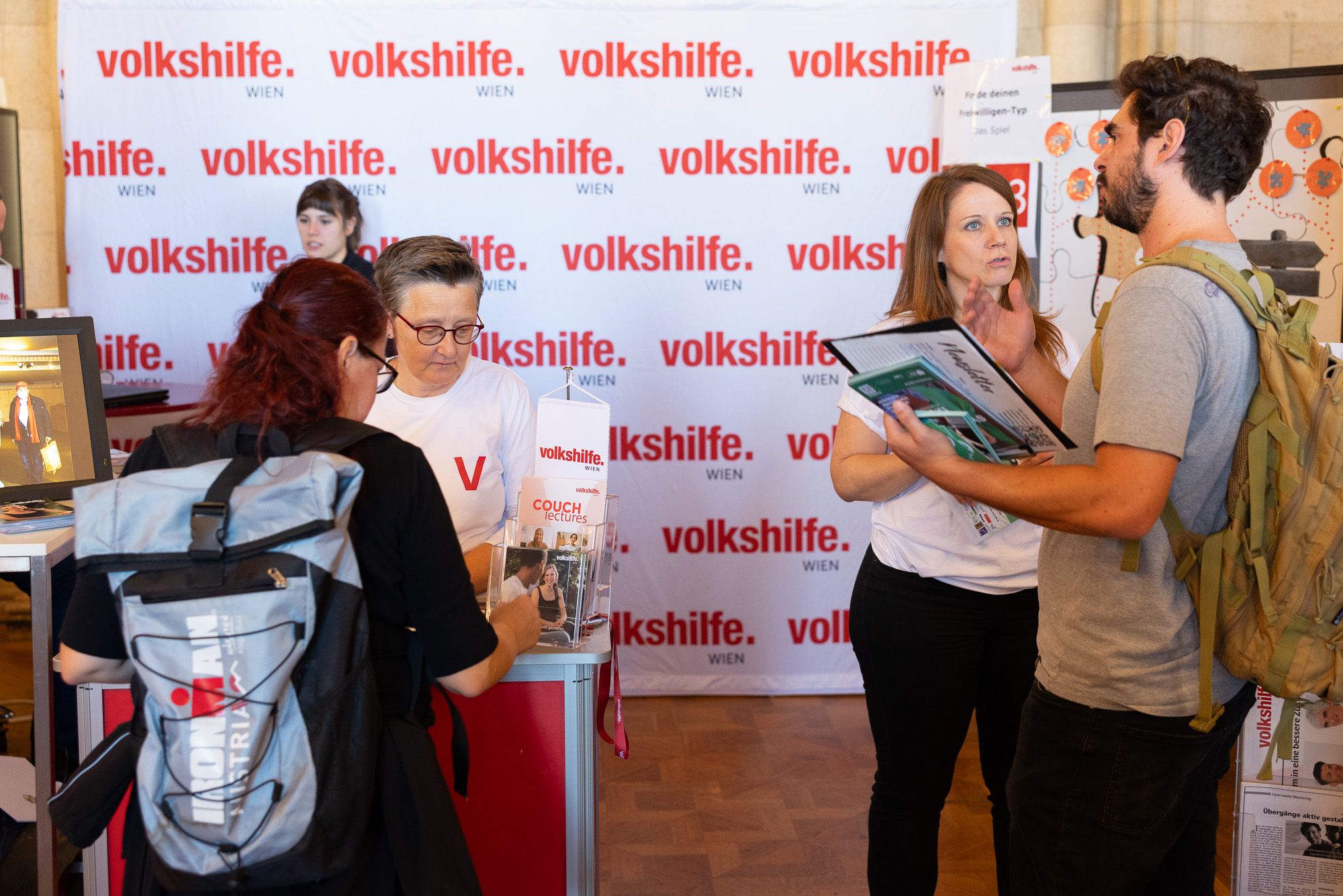 Am 6. Mai können sich Interessierte im Bezirksamt Favoriten über Freiwilligen-Engagements informieren.