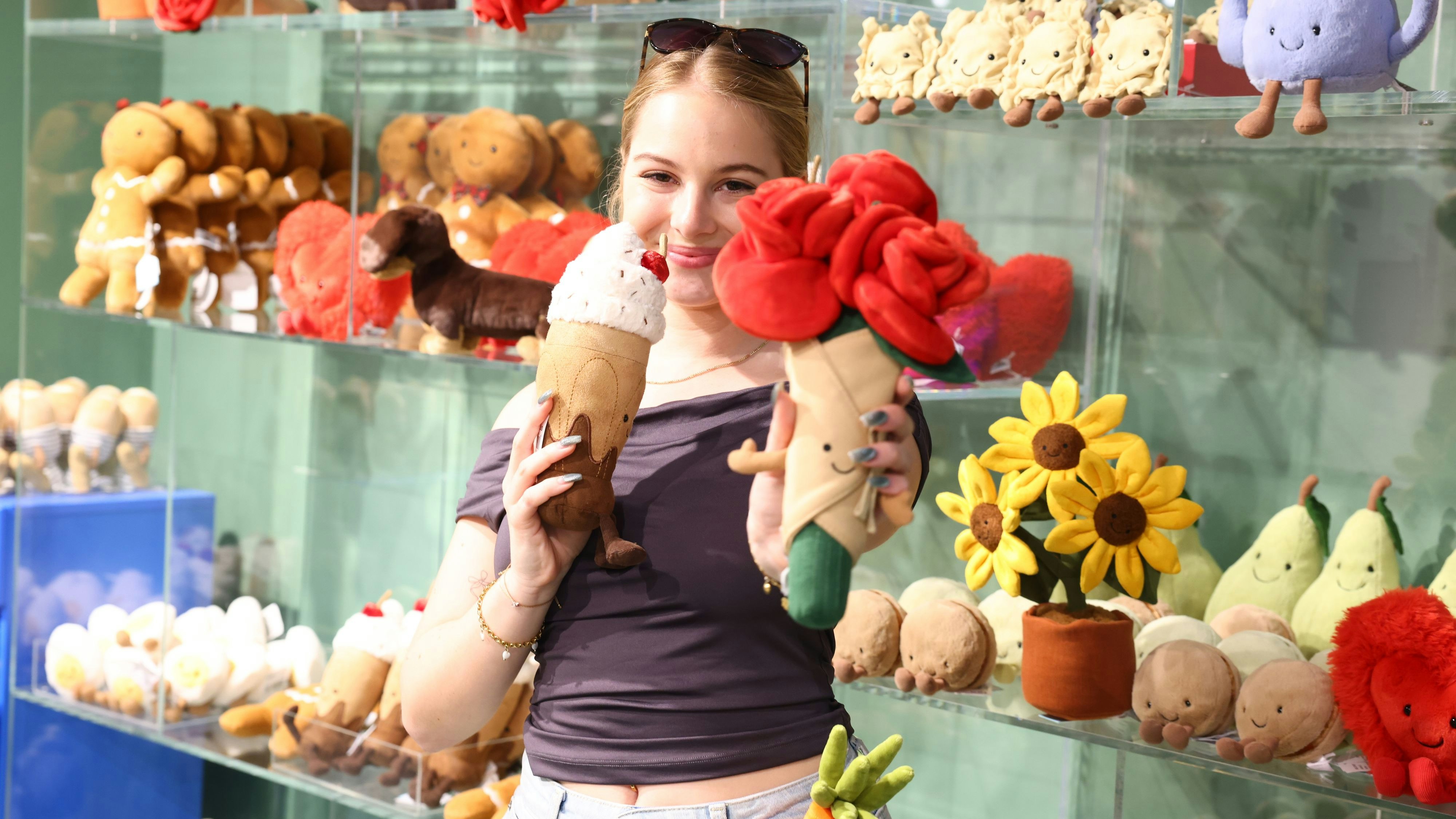 Im Steffl in der Wiener Innenstadt gibt es die beliebten "Jellycats" zu kaufen.