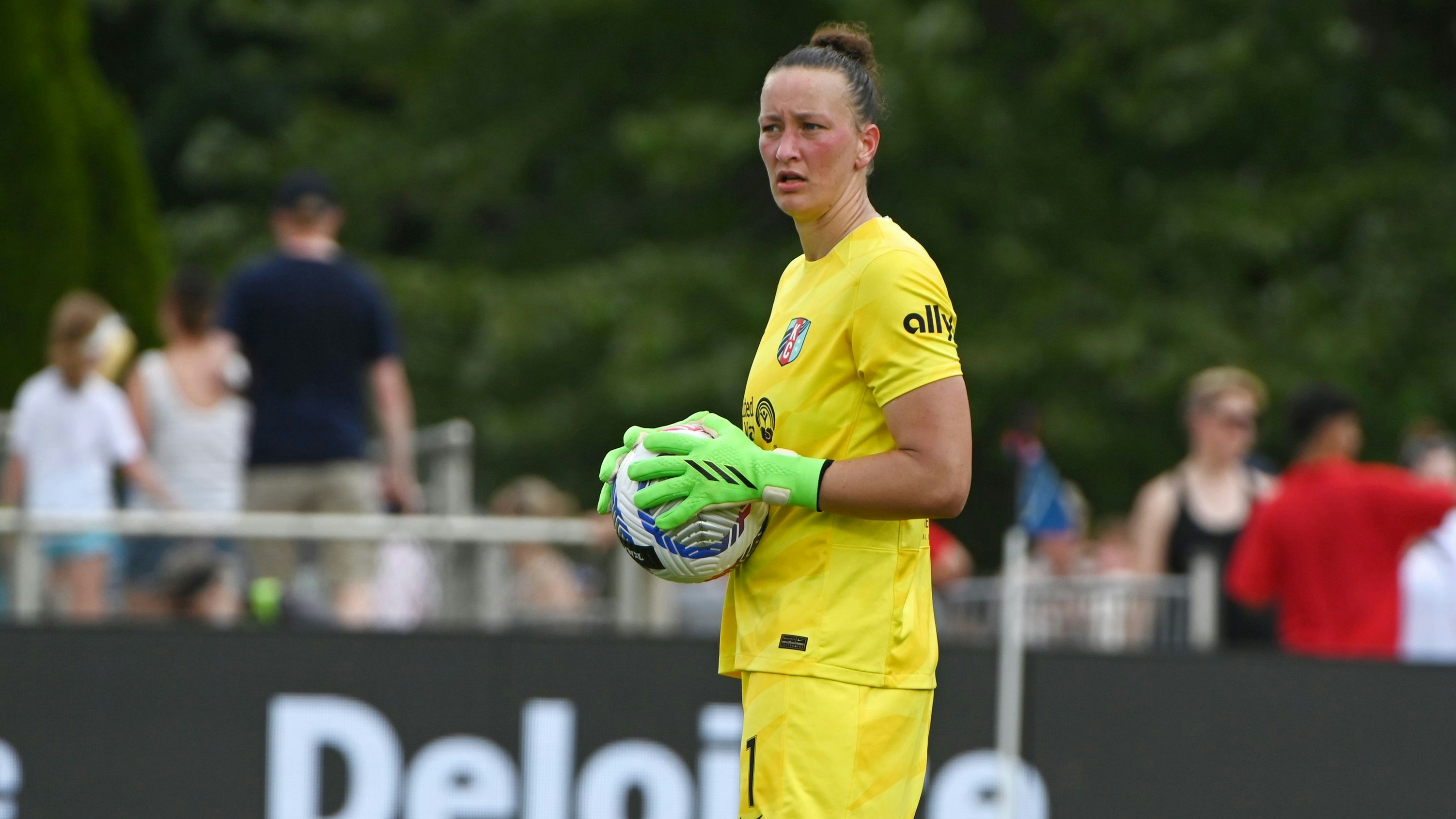 Heute.at - Vorwürfe: Keinen Klub gefunden, weil sie Mutter ist?