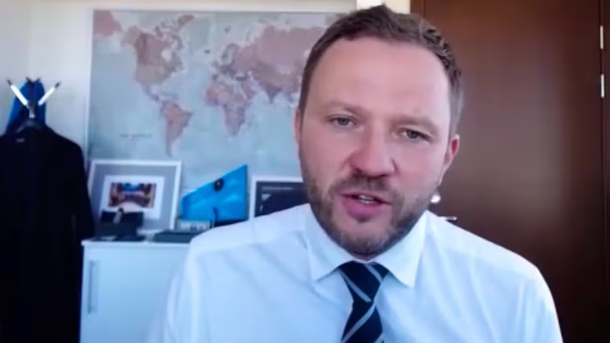 "Russland hat eigentlich alles. Aber es kann nicht in Frieden leben. Das ist tragisch - vor allem für die Russen", sagt Margus Tsahkna.