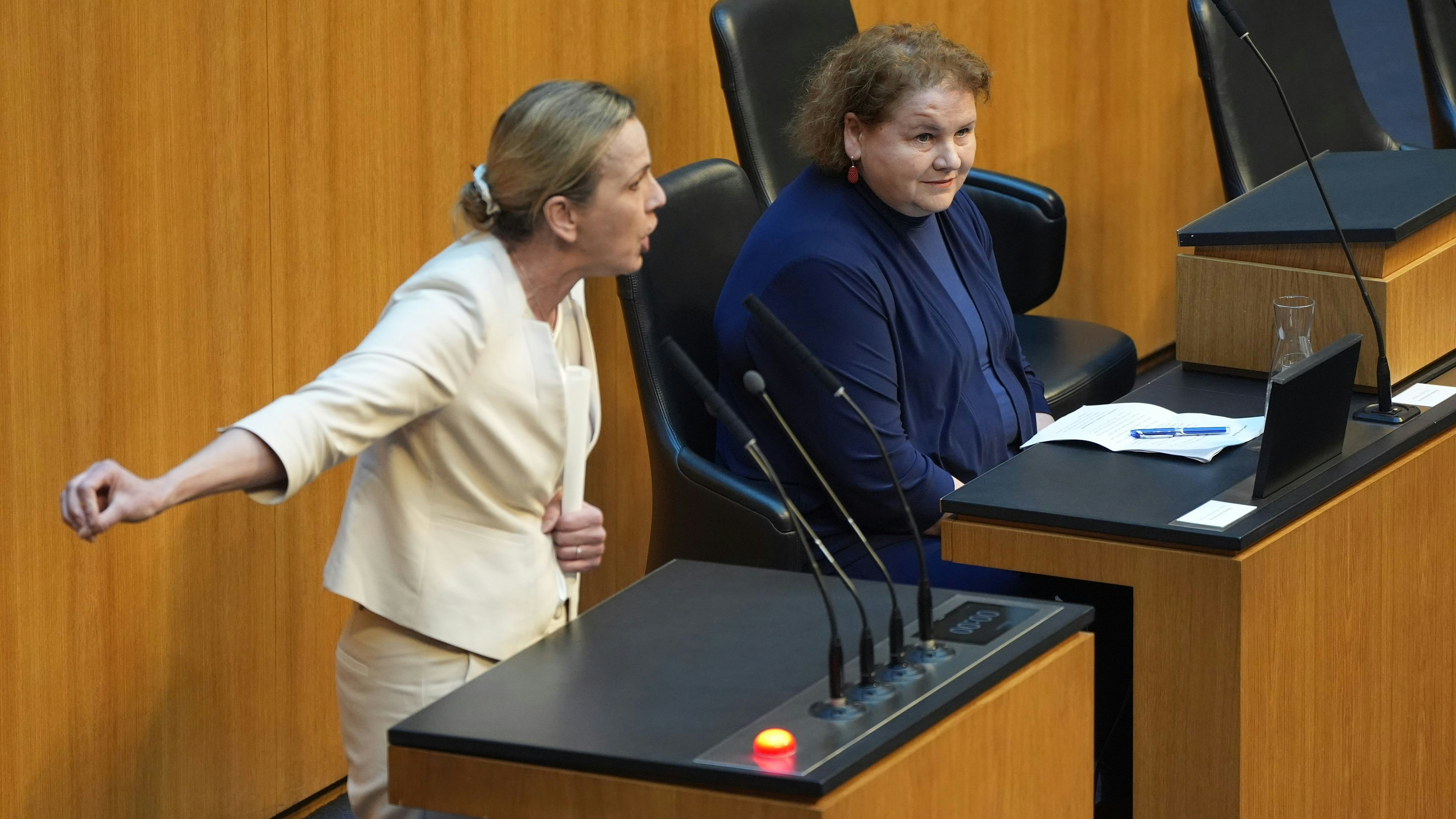 Kickl-Vize Belakowitsch rechnete knallhart mit SP-Schumann ab.