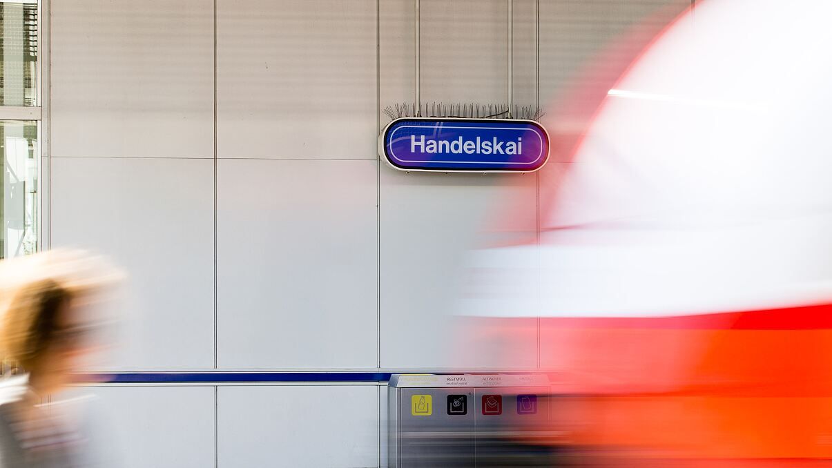 Entlang der Vorortelinie S45 finden in den kommenden Wochen Erhaltungs- und Modernisierungsarbeiten statt. 