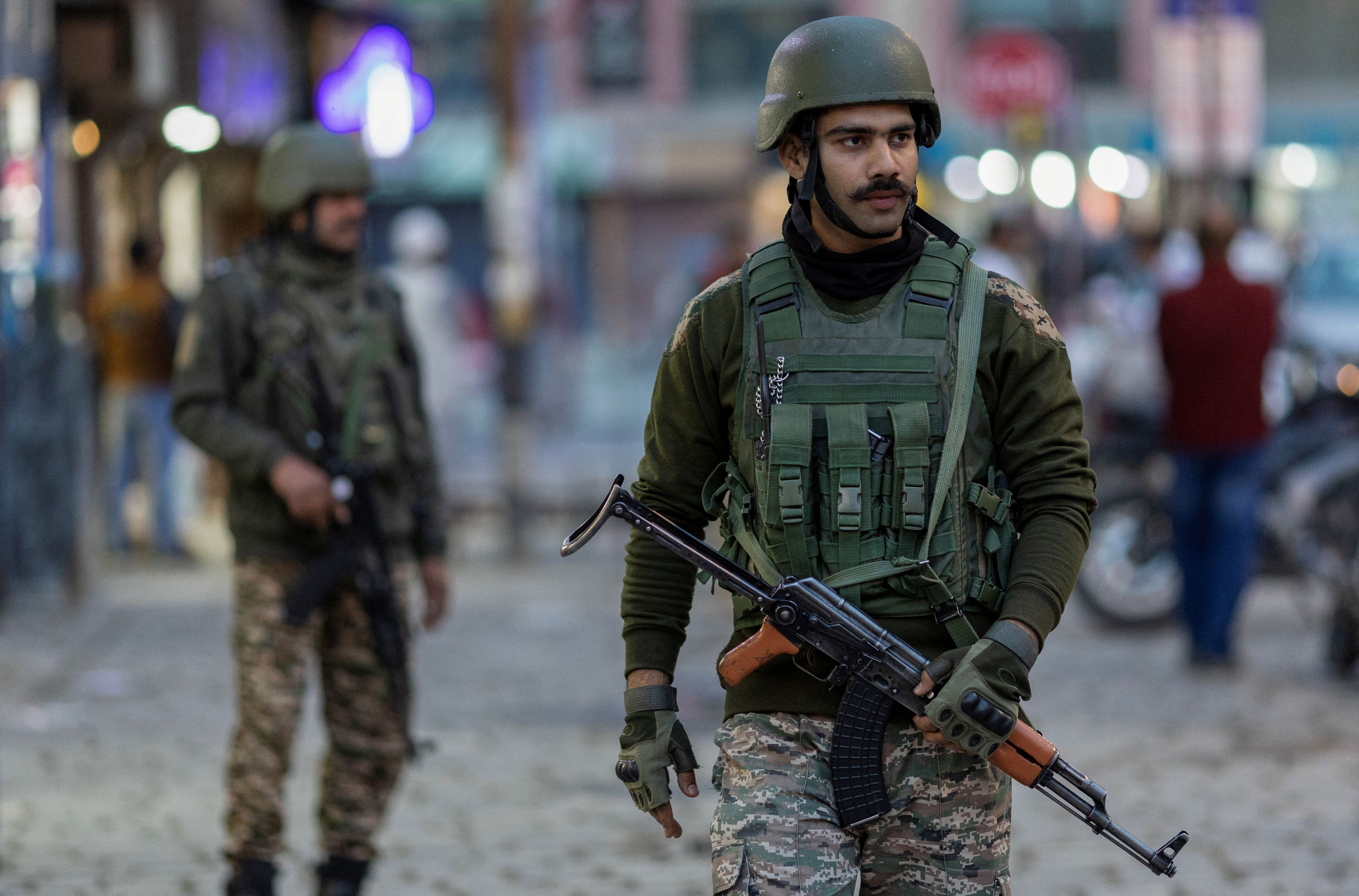 Zwischen indischen und pakistanischen Soldaten wurde ein Schusswechsel in Kaschmir gemeldet. (Symbolbild)