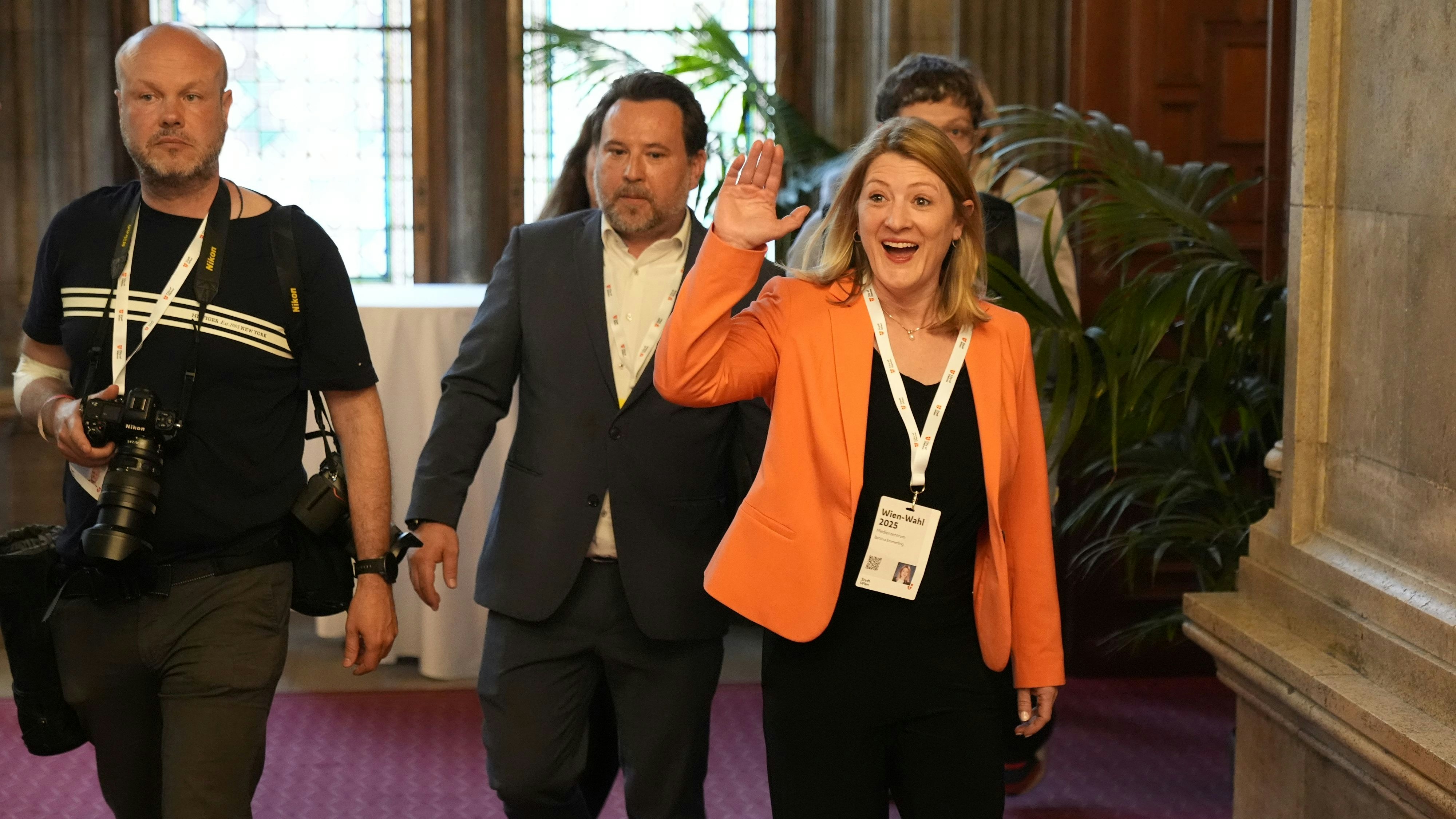Die Neos – hier Vizebürgermeisterin Bettina Emerling – hoffen auf Verbleib in der Rathauskoalition.