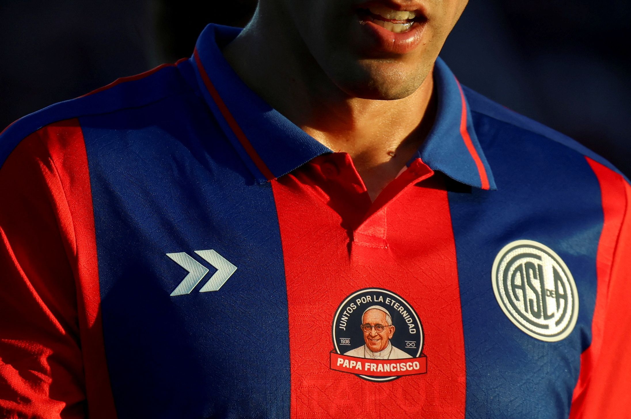 Heute.at - Gänsehaut! Lieblingsverein würdigte Papst Franziskus