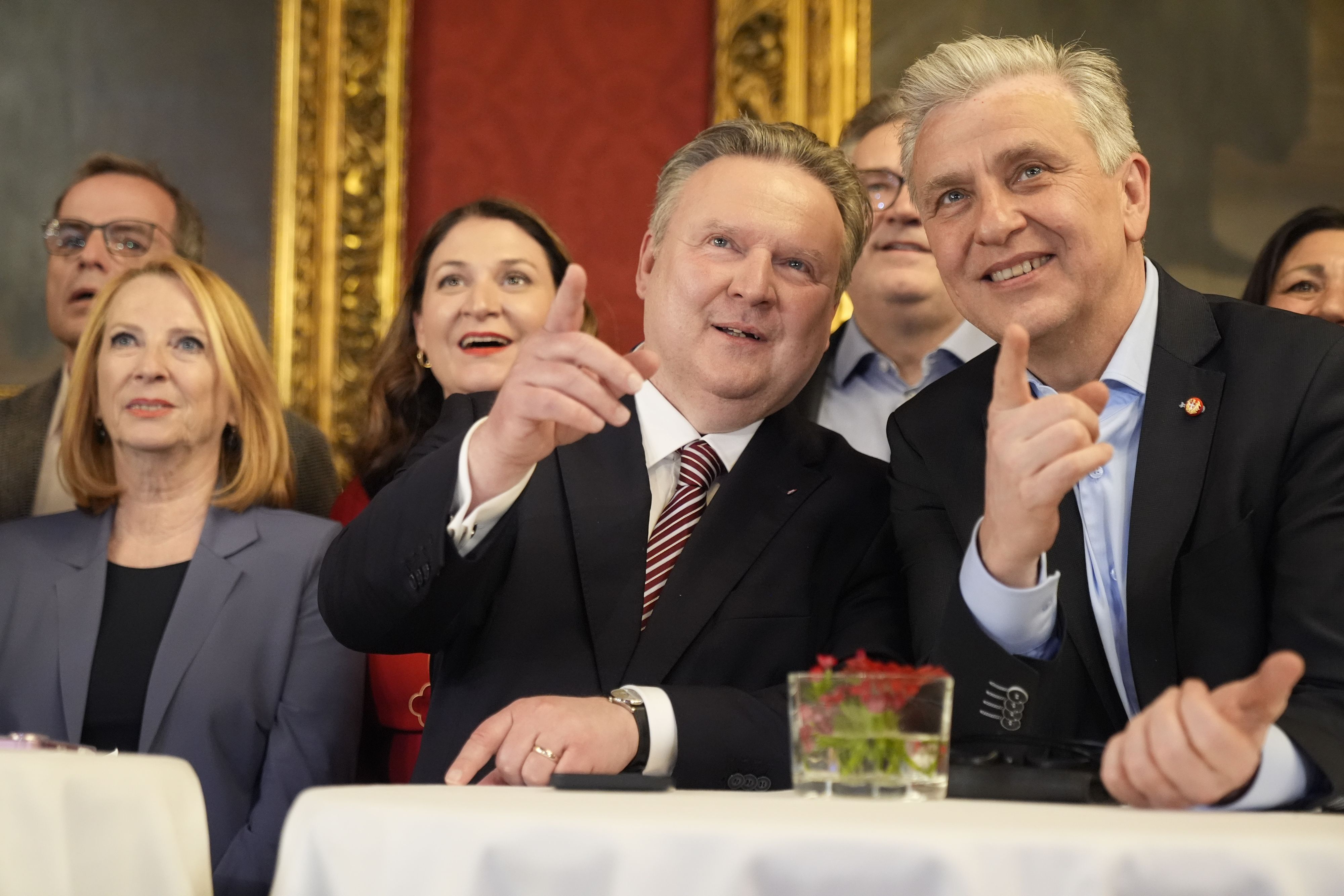 Heute.at - Gespräche starten: Koalition soll vor dem Sommer stehen