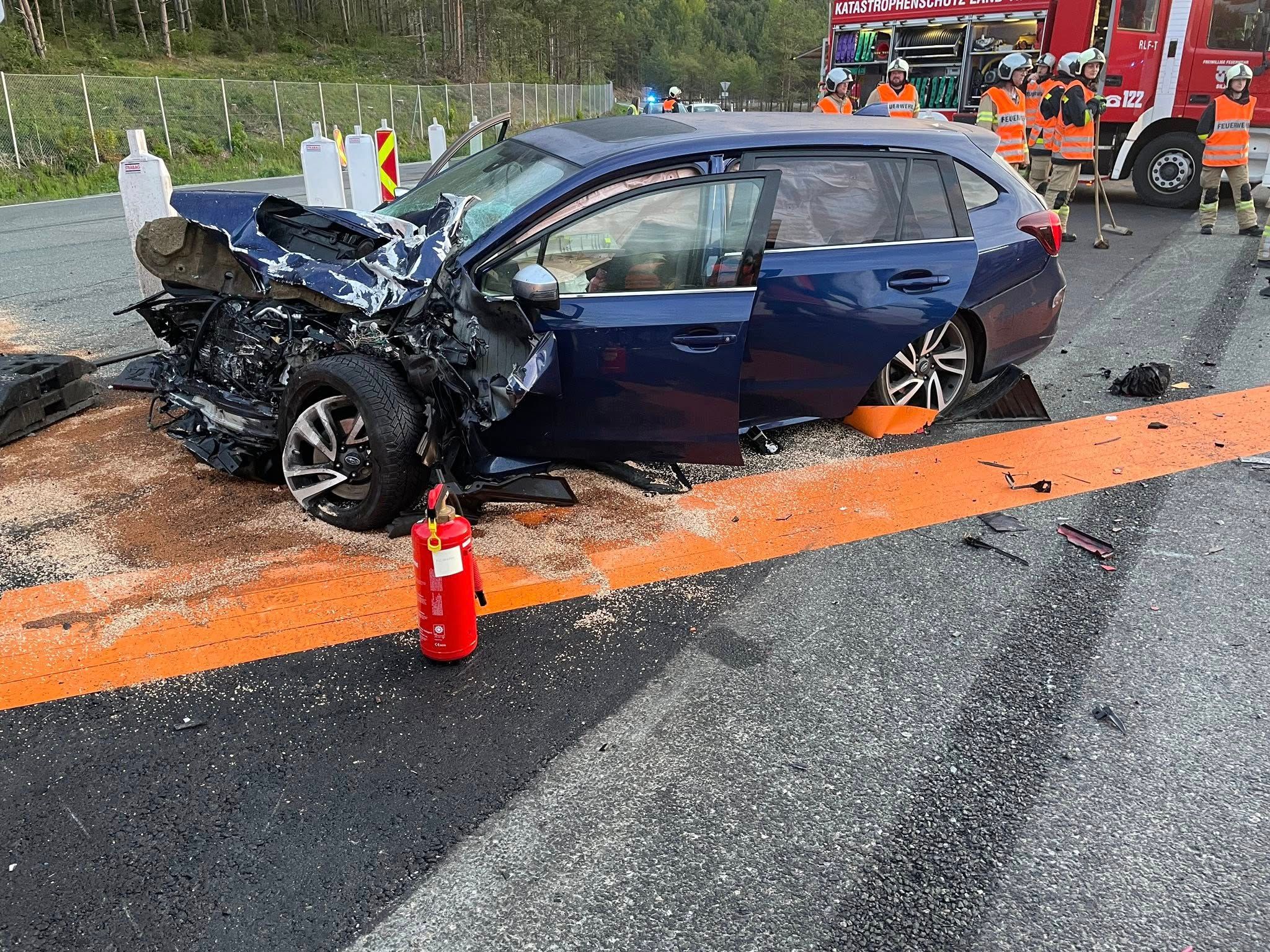 Aus bisher unbekannter Ursache kam es zum Unfall.