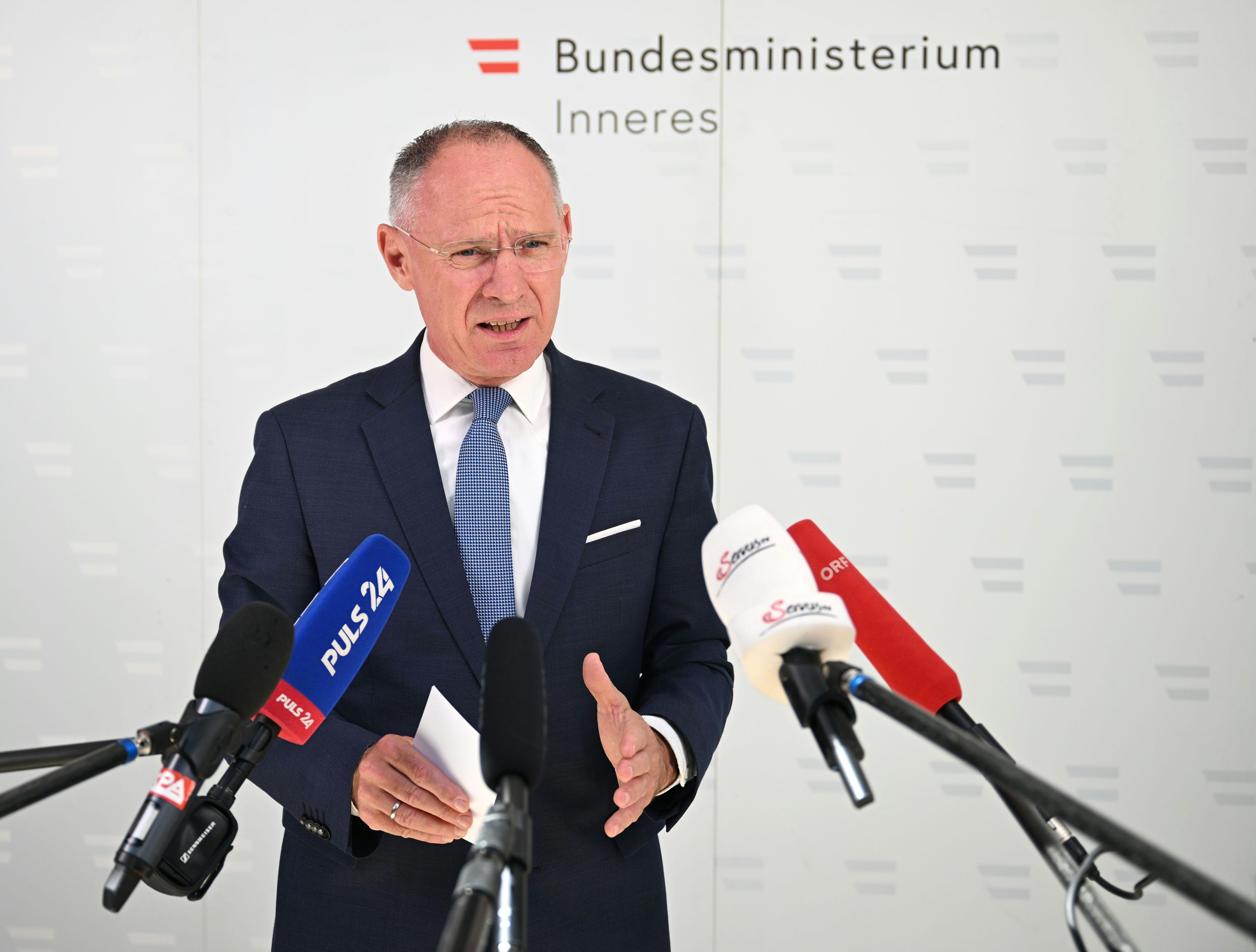 Innenminister Gerhard Karner trifft einen Tag nach seiner Syrien-Reise seine deutschsprachigen Amtskollegen zum Austausch.