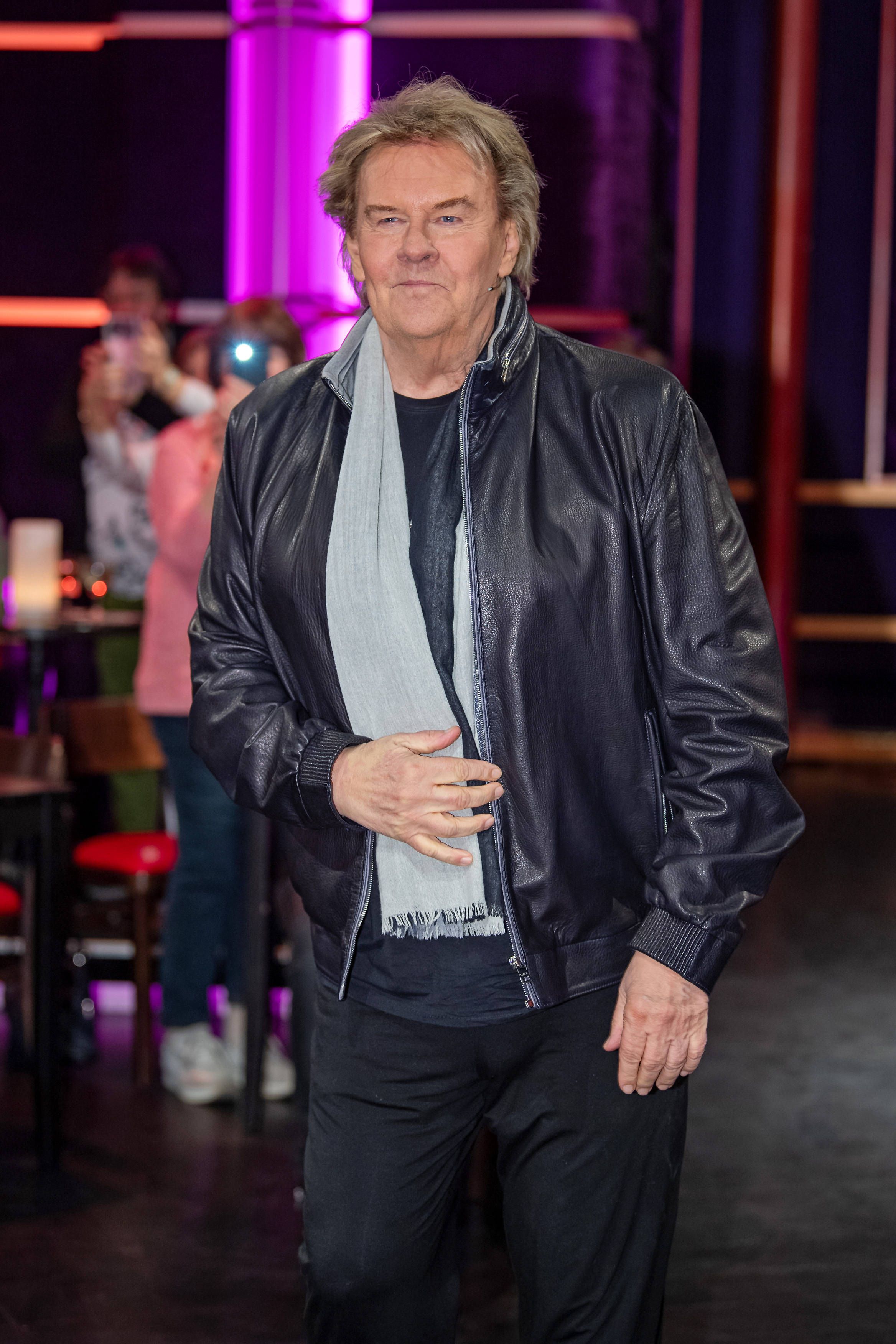 Howard Carpendale nimmt sich kein Blatt vor den Mund.