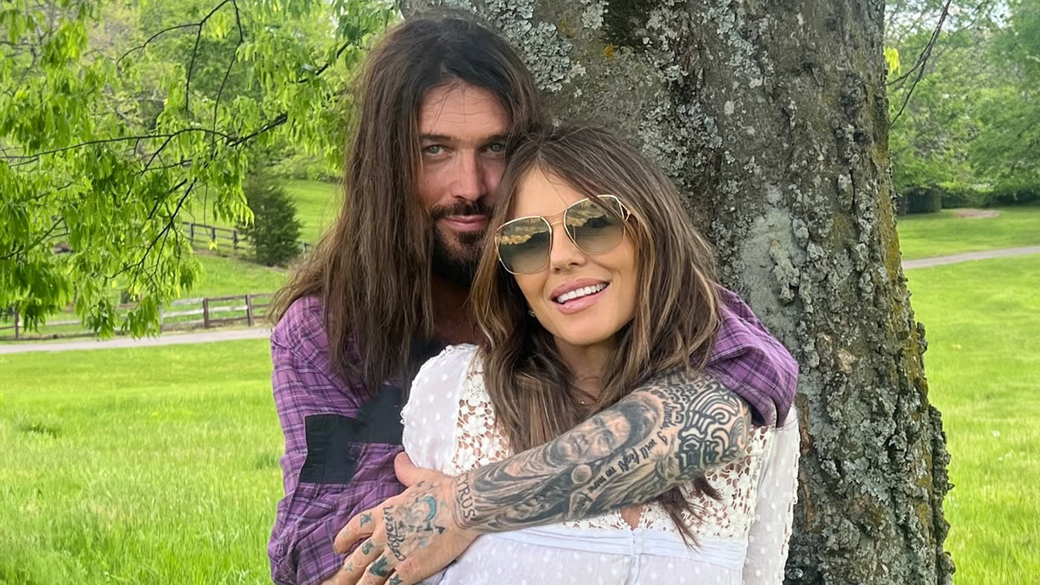 Erst vor kurzem hat Elizabeth Hurley bekannt gegeben, dass sie in Billy Ray Cyrus eine neue Liebe gefunden hat.