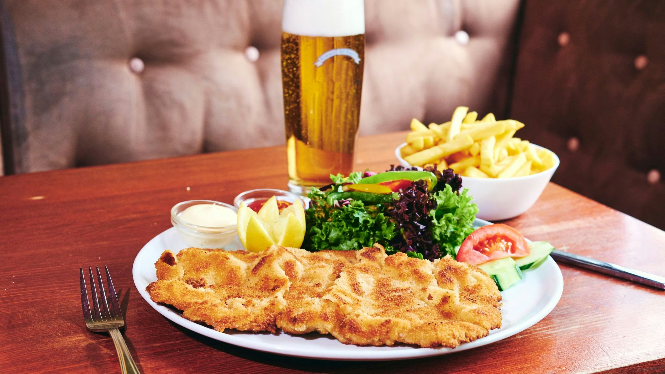 Pumpe-Wirt Mickey Schöndorfe ist gestorben (Symbolfoto). Er führte das Klagenfurter Lokal "Pumpe"