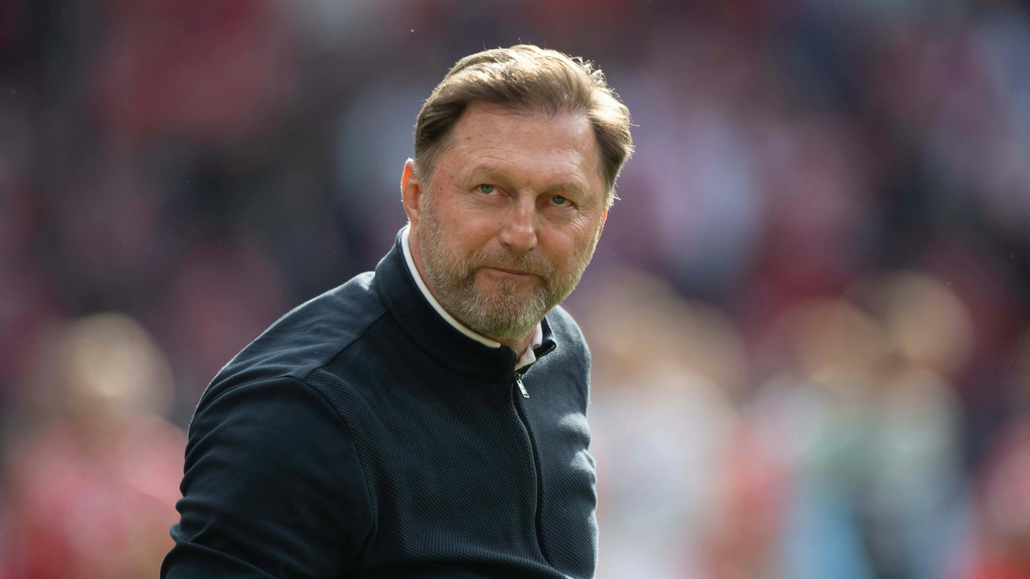 Heute.at - Prügelei! Hasenhüttl muss seine Problem-Wölfe zähmen