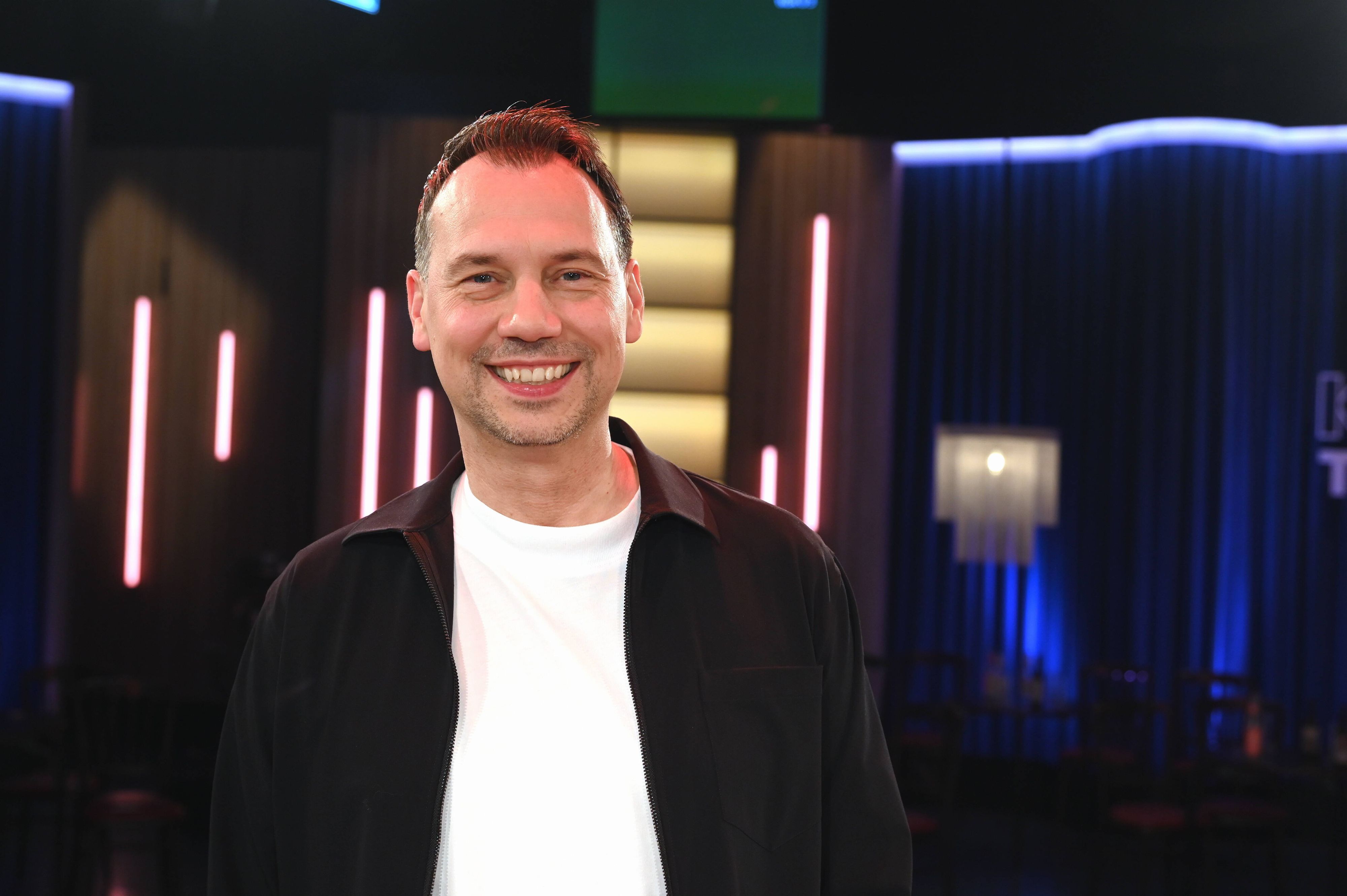 Der Schriftsteller Sebastian Fitzek kann nicht nur Thriller schreiben.