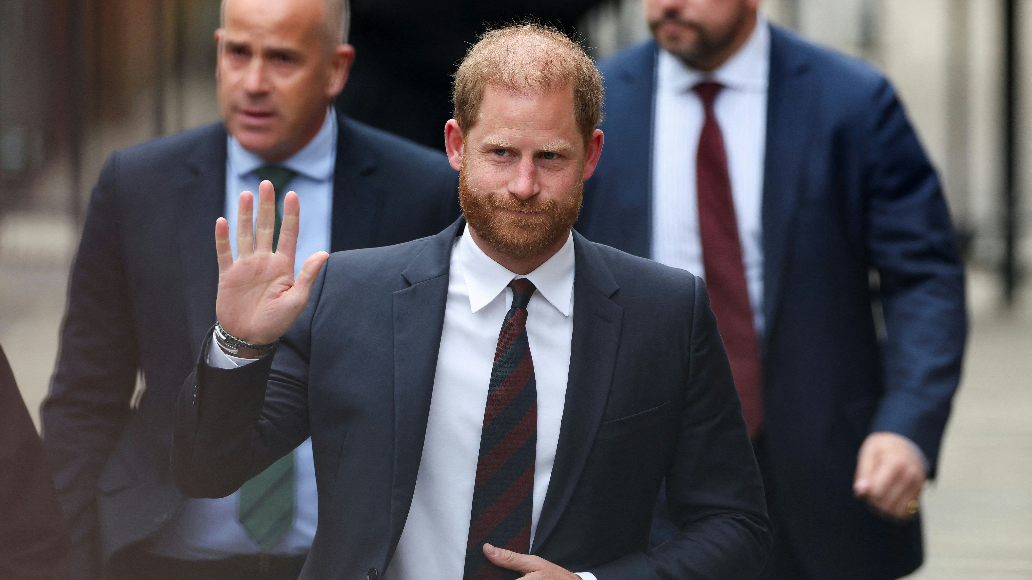 Heute.at - Wochenlanger Prozess! Prinz Harry verklagt Daily Mail