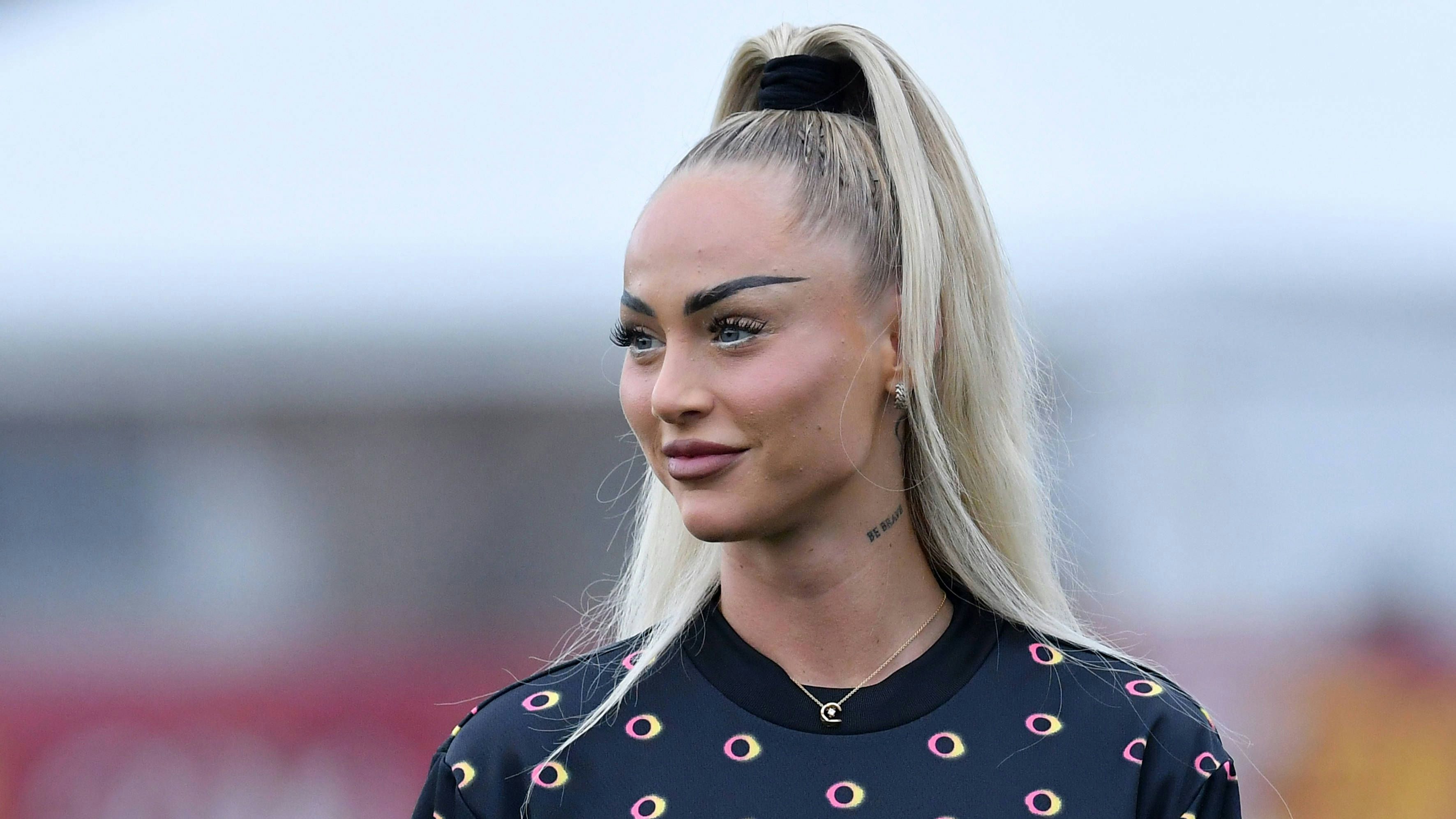 Heute.at - Mir egal - Frauenfußball-Star verteidigt ihren Look
