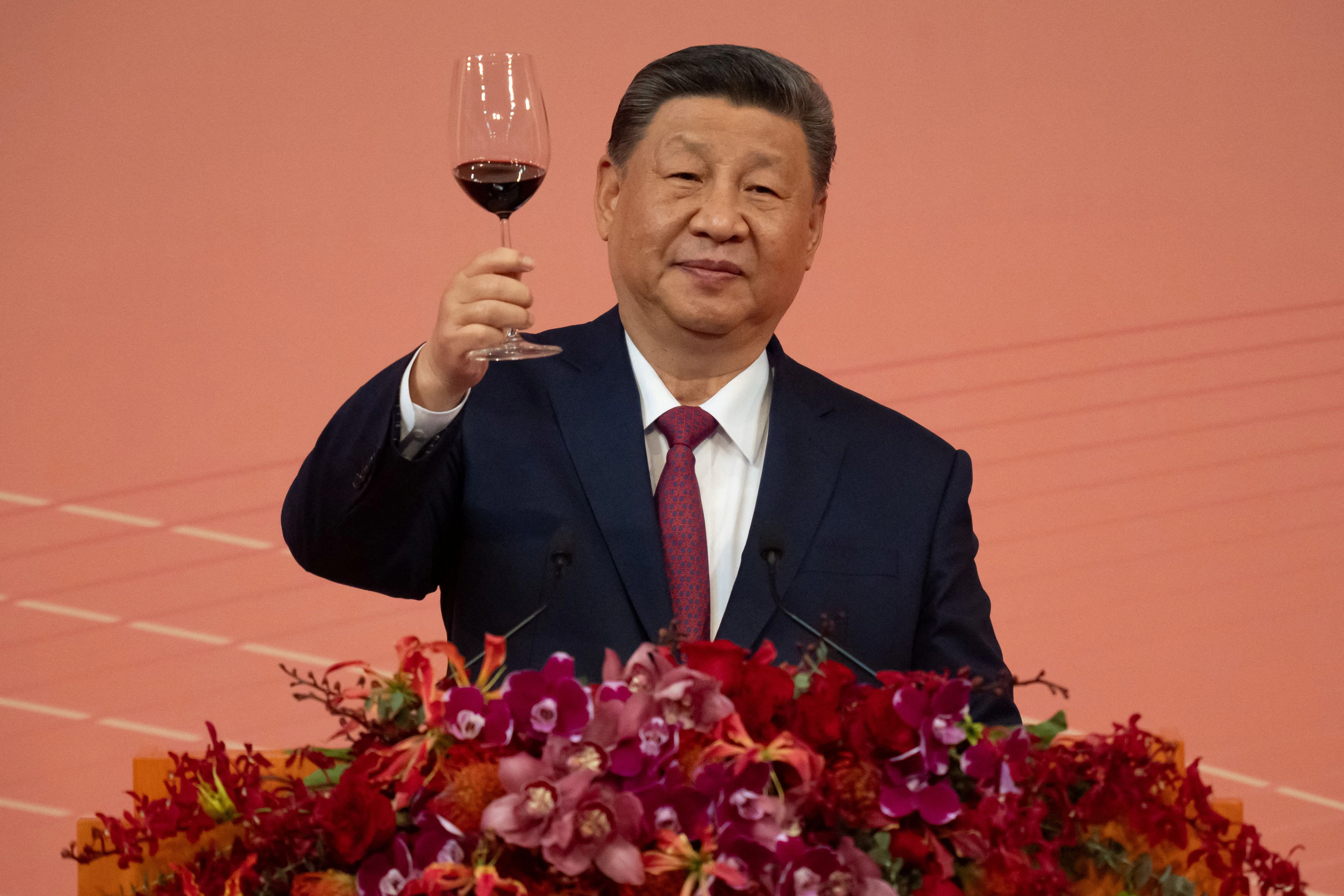 Lässt seit seiner Machtübernahme 2012 die Fischerei-Schattenflotte sukzessive aufrüsten: Chinas Präsident Xi Jinping bei einem Staatsbankett 2024