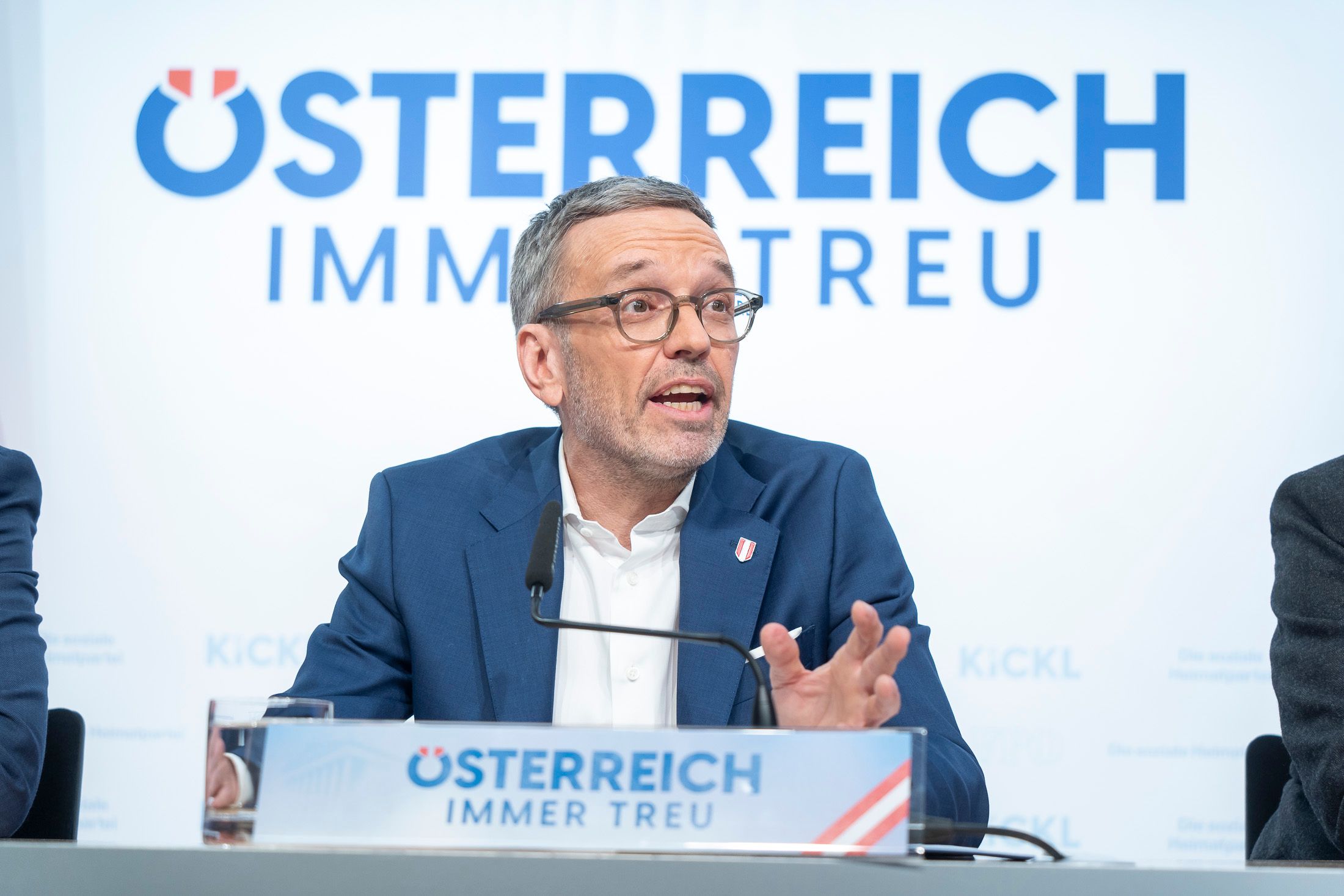 Kickl ist mit den angekündigten Maßnahmen der Regierung erwartungsgemäß nicht zufrieden.