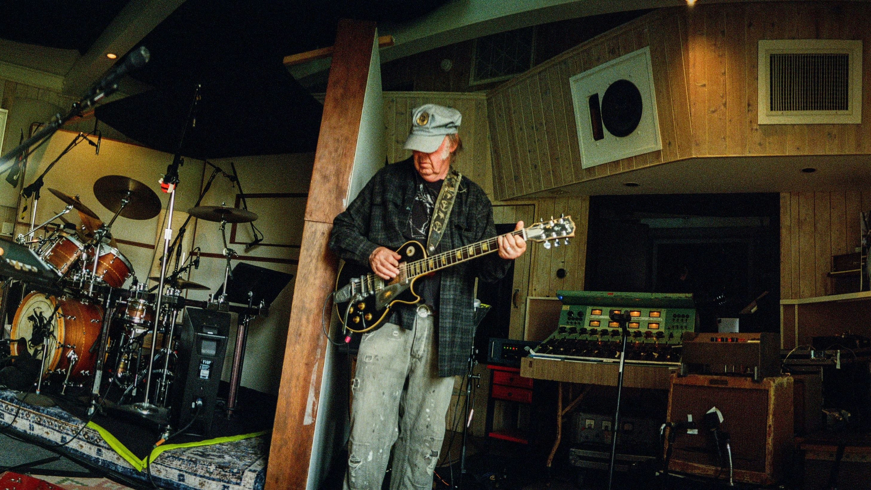 Heute.at - Neue Band, Album – Neil Young will's nochmal wissen