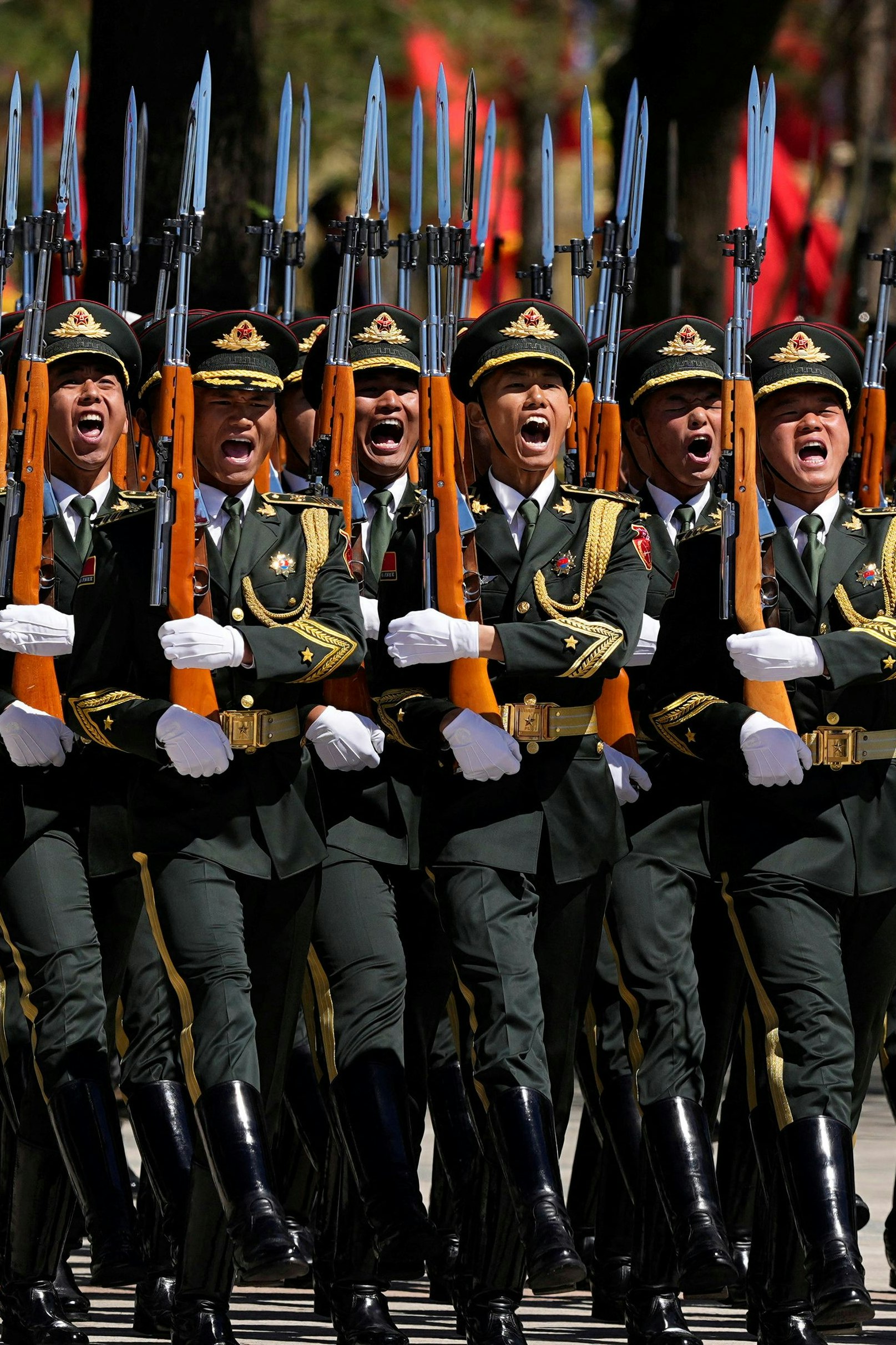 Die chinesische Garde bei einem Empfang von Präsident Xi Jinping vor der Großen Halle des Volkes