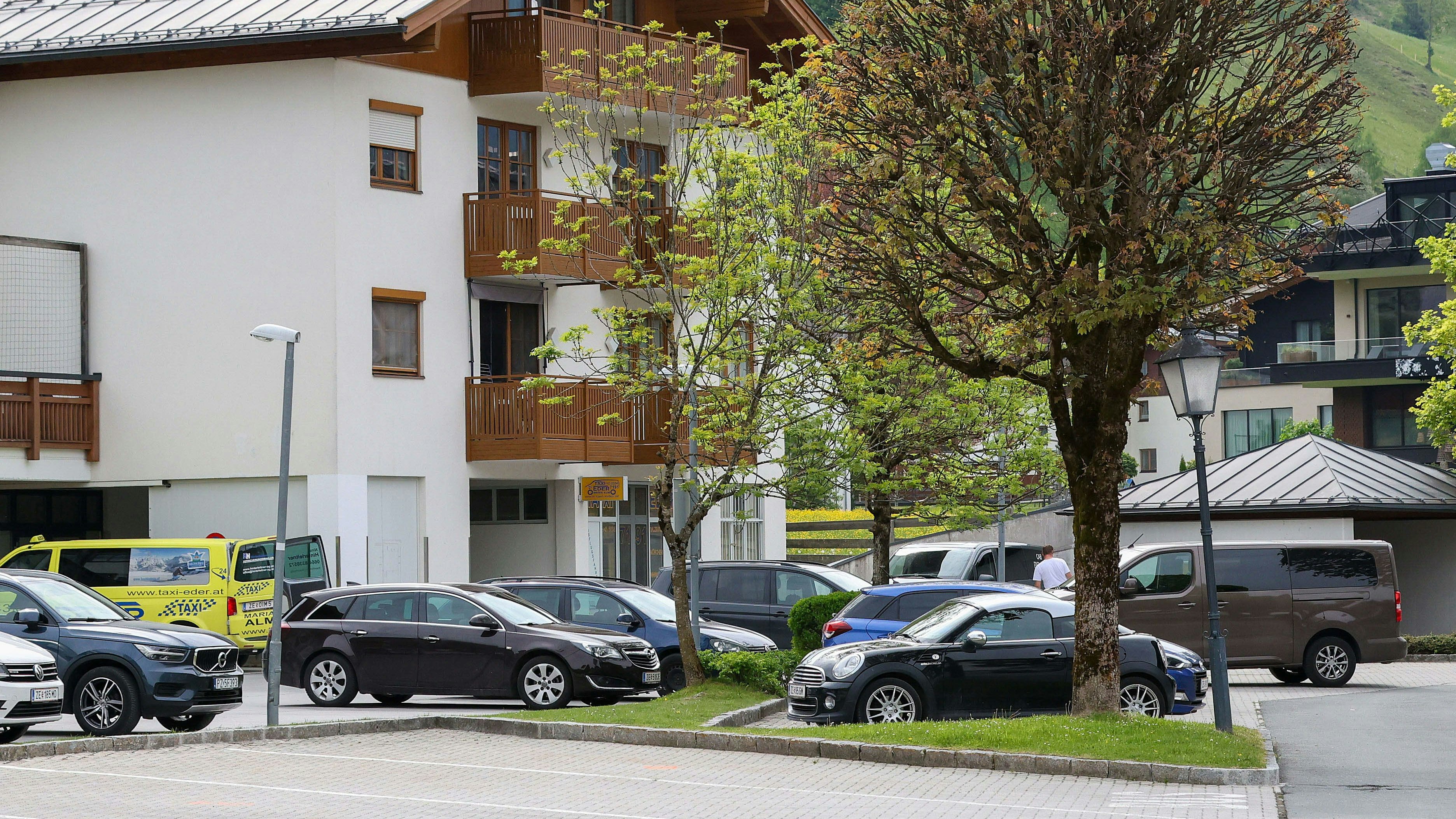 Heute.at - Parkplatz-Täter (32) bei Supermarkt überrascht