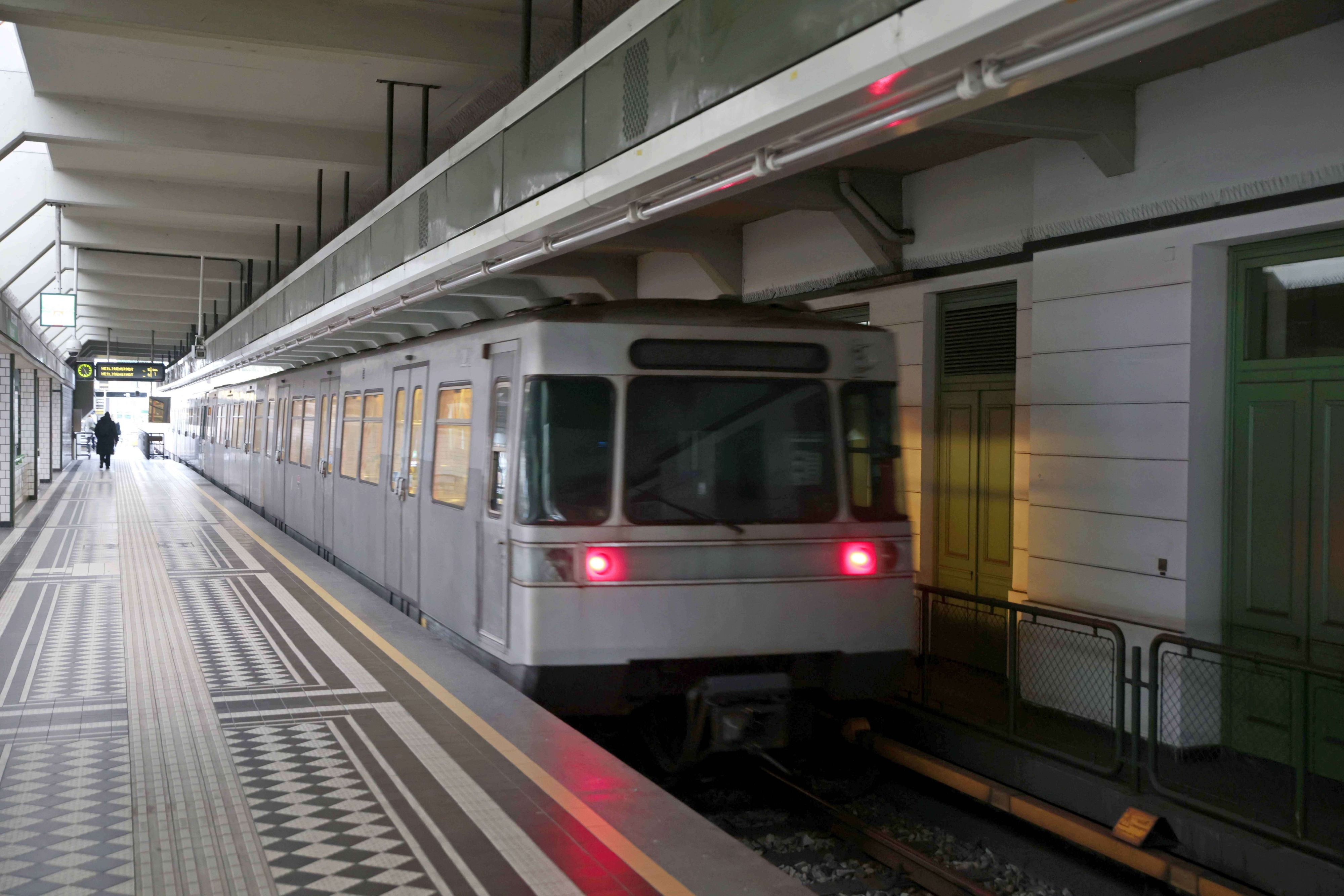 Aufgrund einer Stellwerkstörung ist der U4-Verkehr zwischen Unter St. Veit und Pilgramgasse derzeit eingestellt. (Symbolbild)