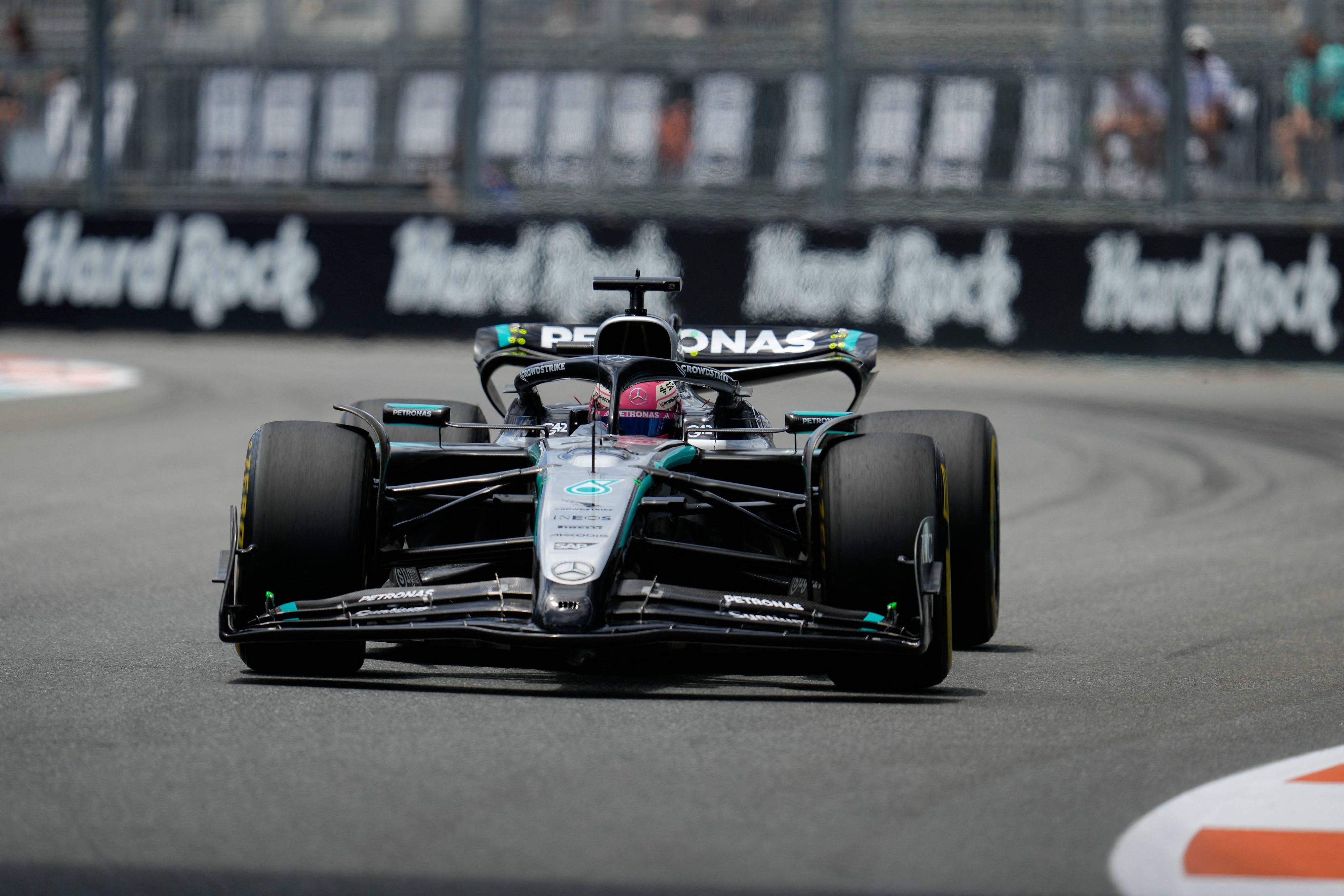 Ist der W16 von Mercedes legal?