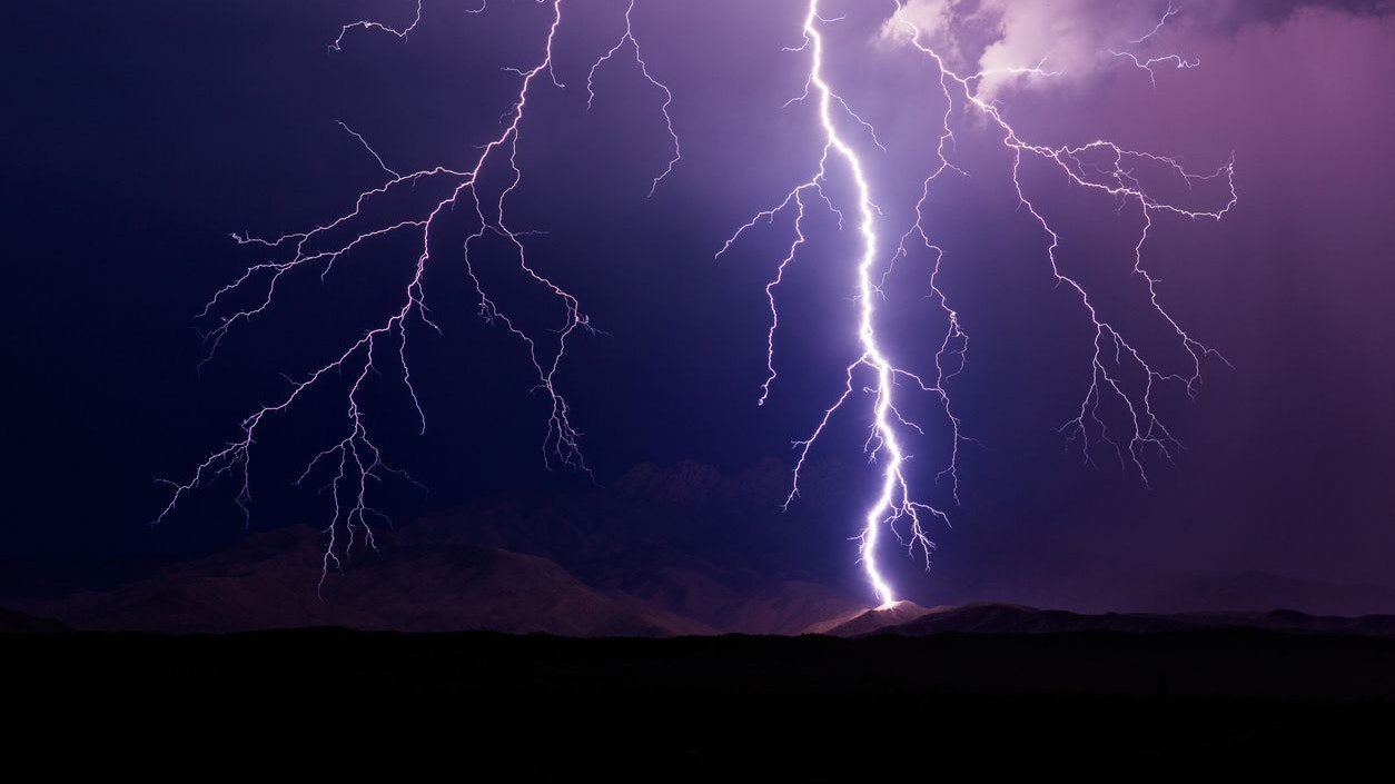 Am Sonntag steuern erneut schwere Unwetter auf Österreich zu. (Symbolbild)