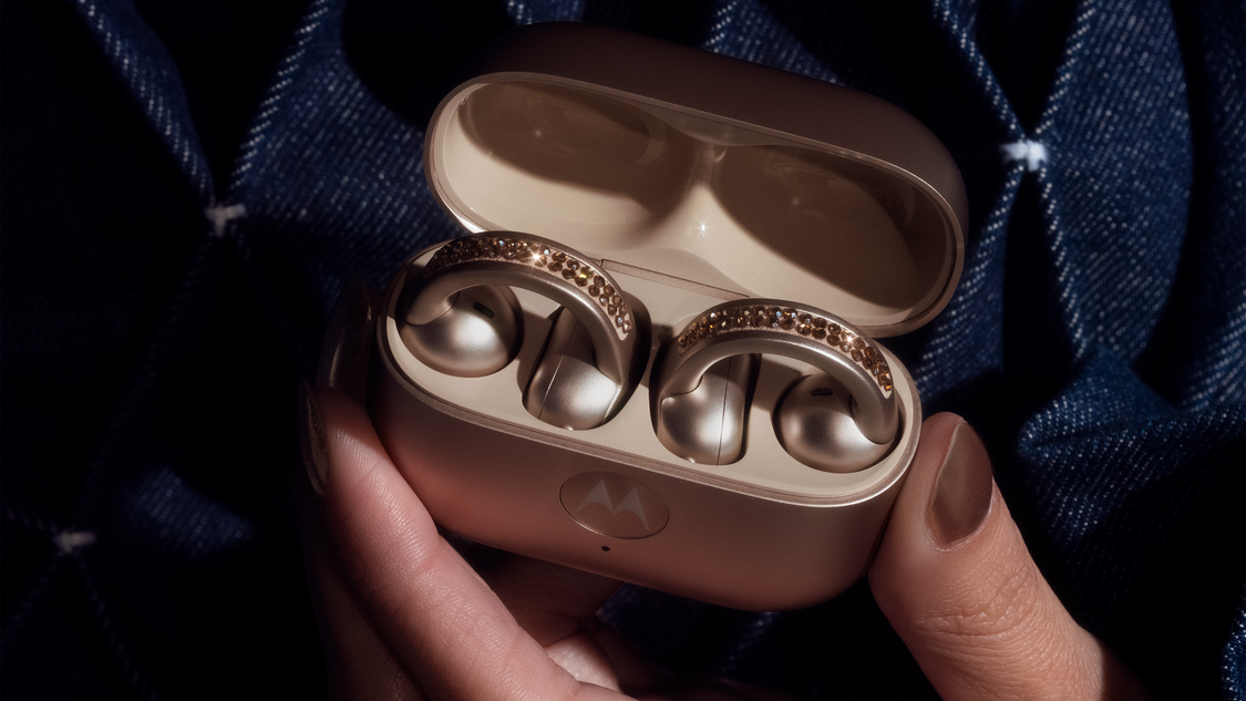 Ohne Kristalle kosten die Motorola-Kopfhörer rund 150 Euro, mit Kristallen rund 300 Euro.