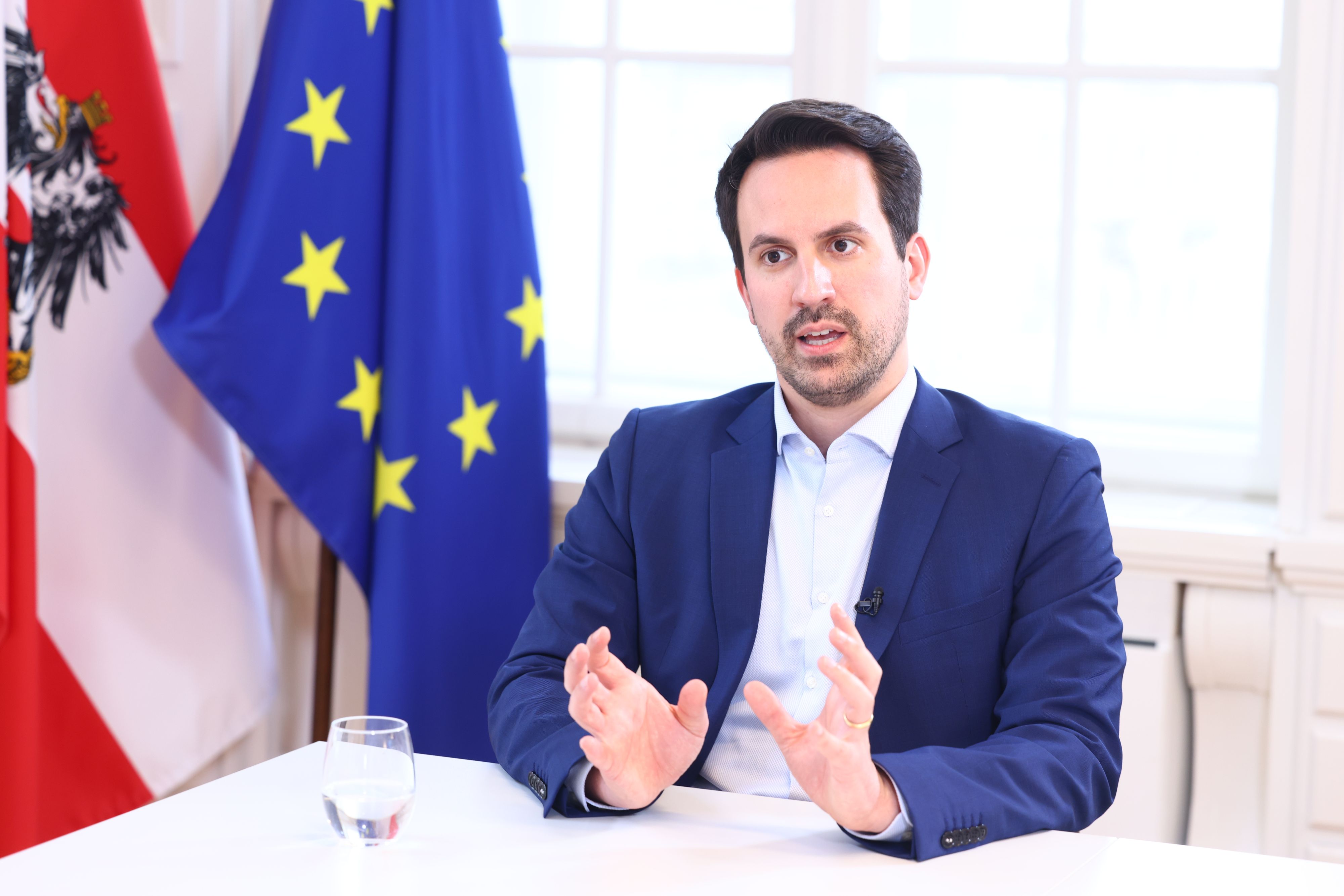 Christoph Wiederkehr sammelt Ideen zur Entbürokratisierung an Schulen. (Symbolbild)