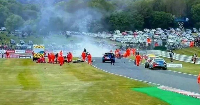 Der schwere Crash mit elf Motorrädern. 