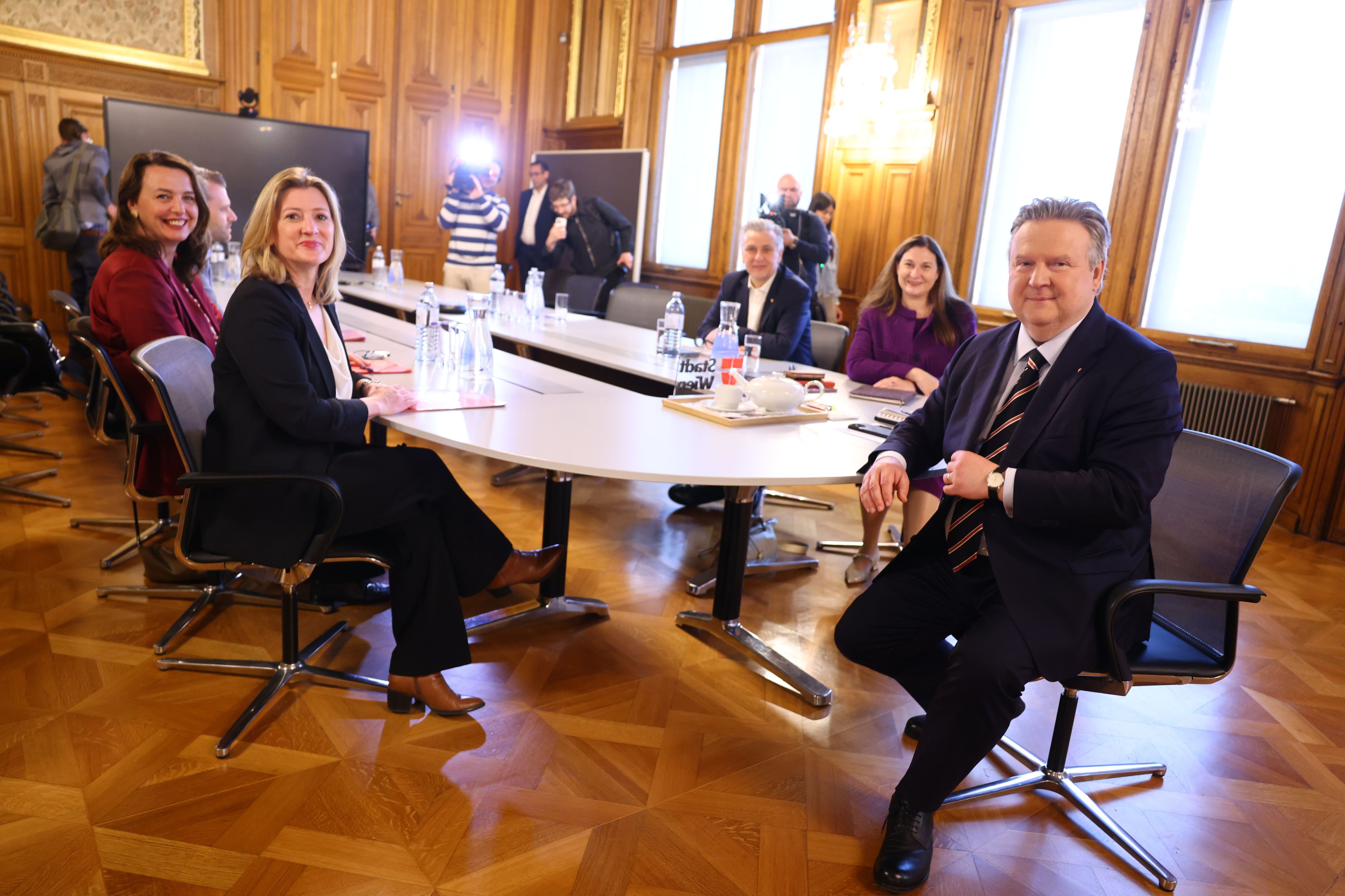 Heute.at - Rot-Pink auf Zielgerade: Koalition steht in zwei Wochen