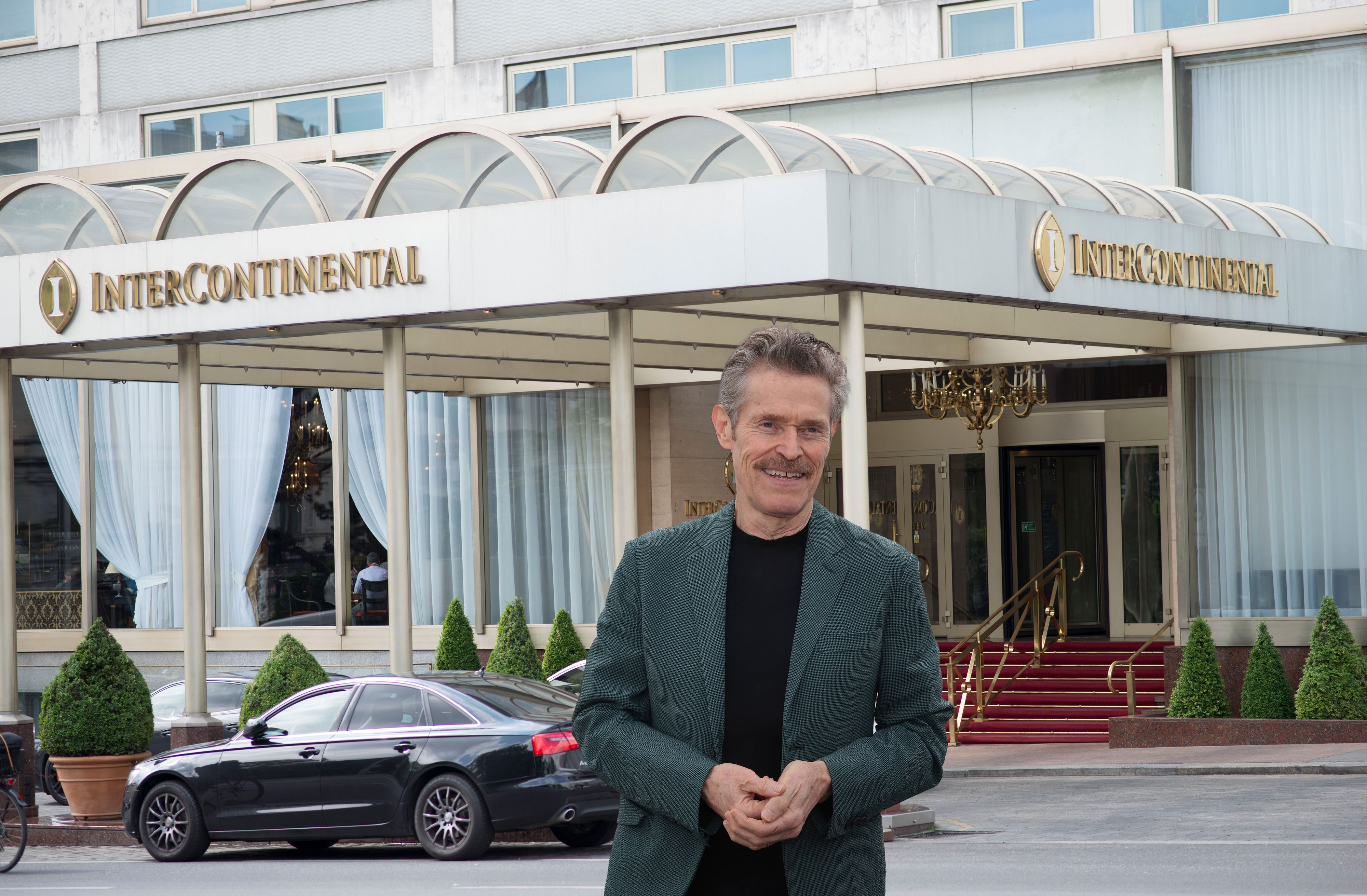 Willem Dafoe spielt in 