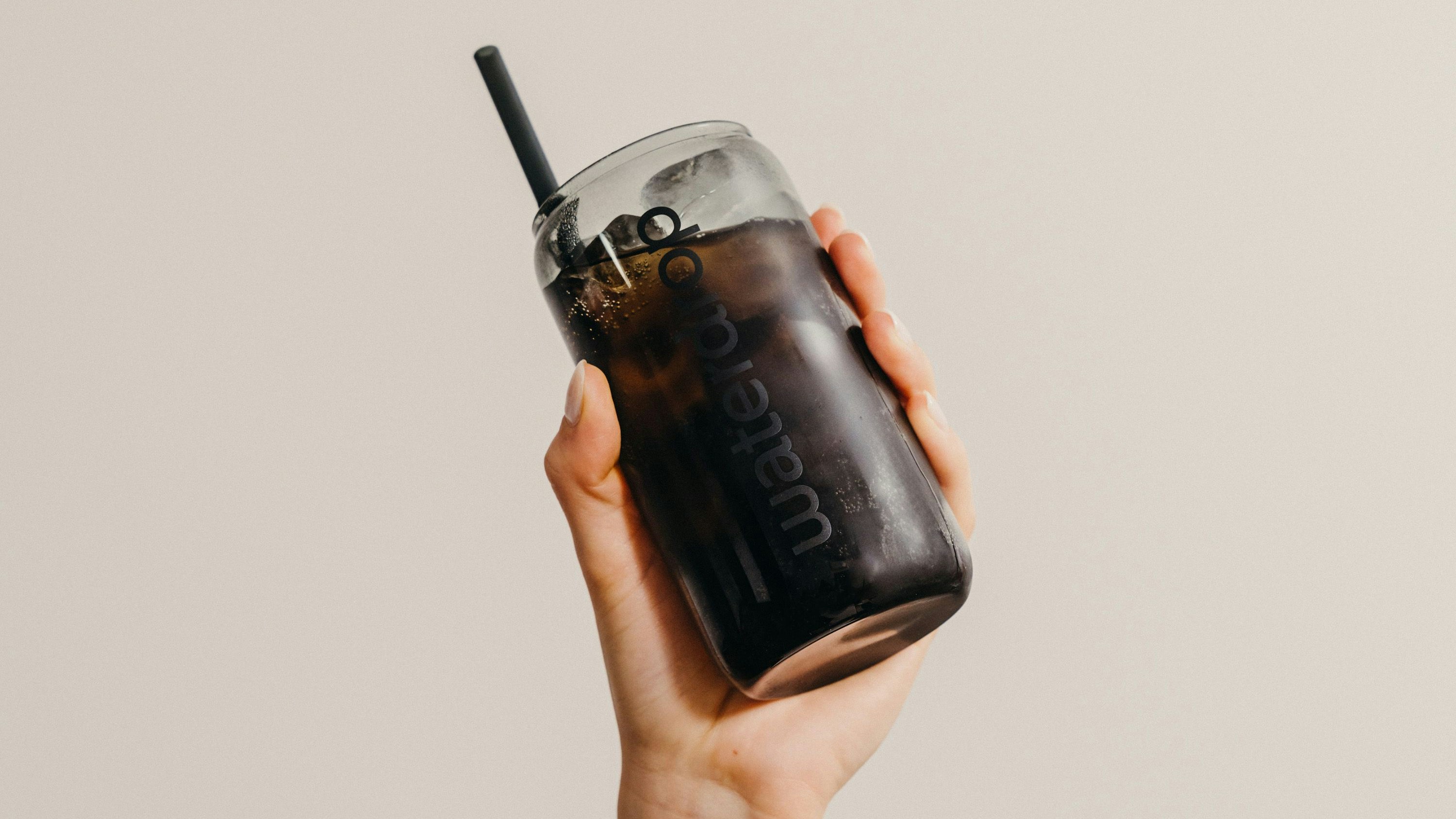 Feine Balance aus leichter Bitternote und herbem Aroma.