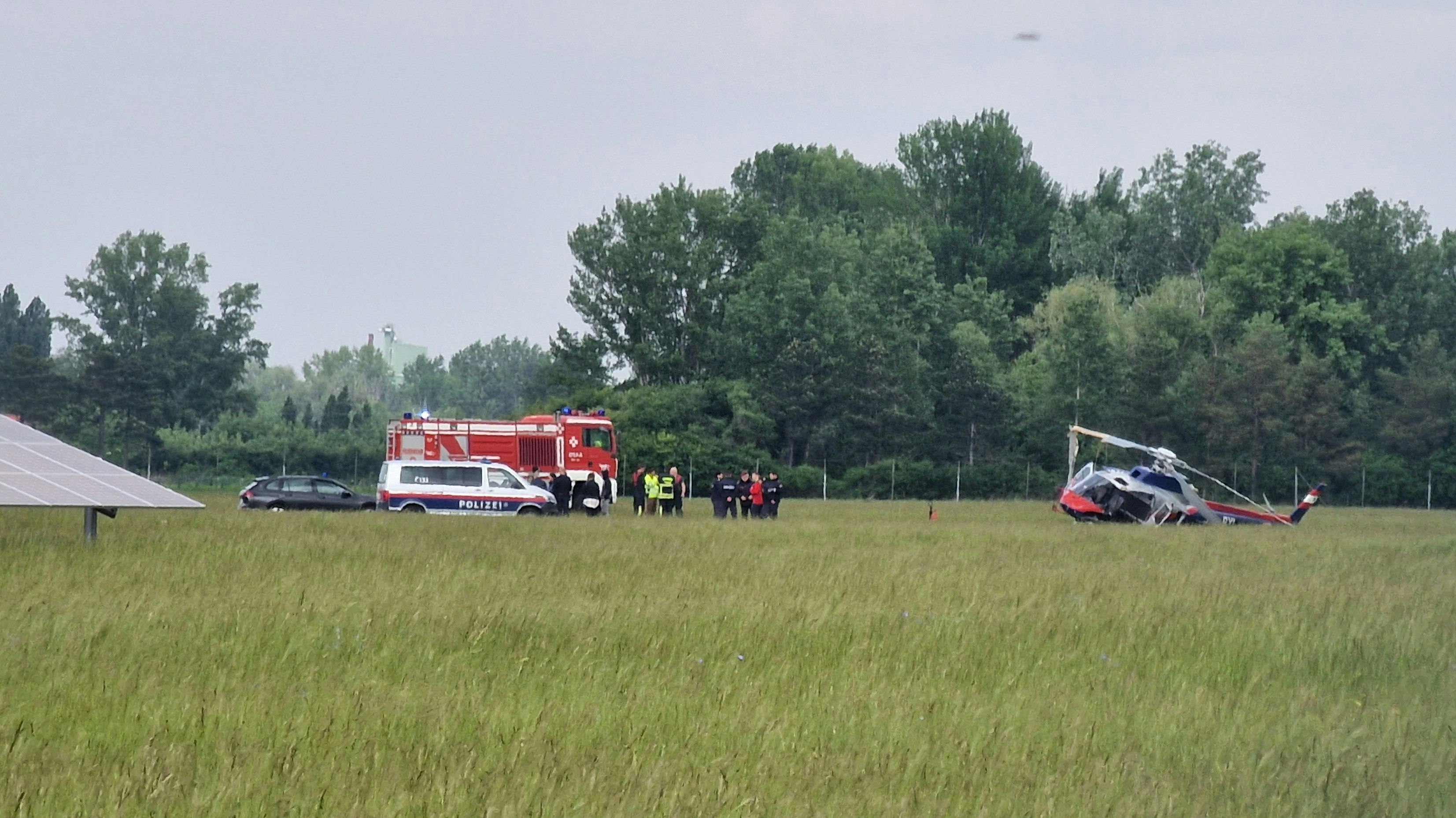 Flugzeugabsturz in NÖ! Polizei-Heli stürzt bei Übung