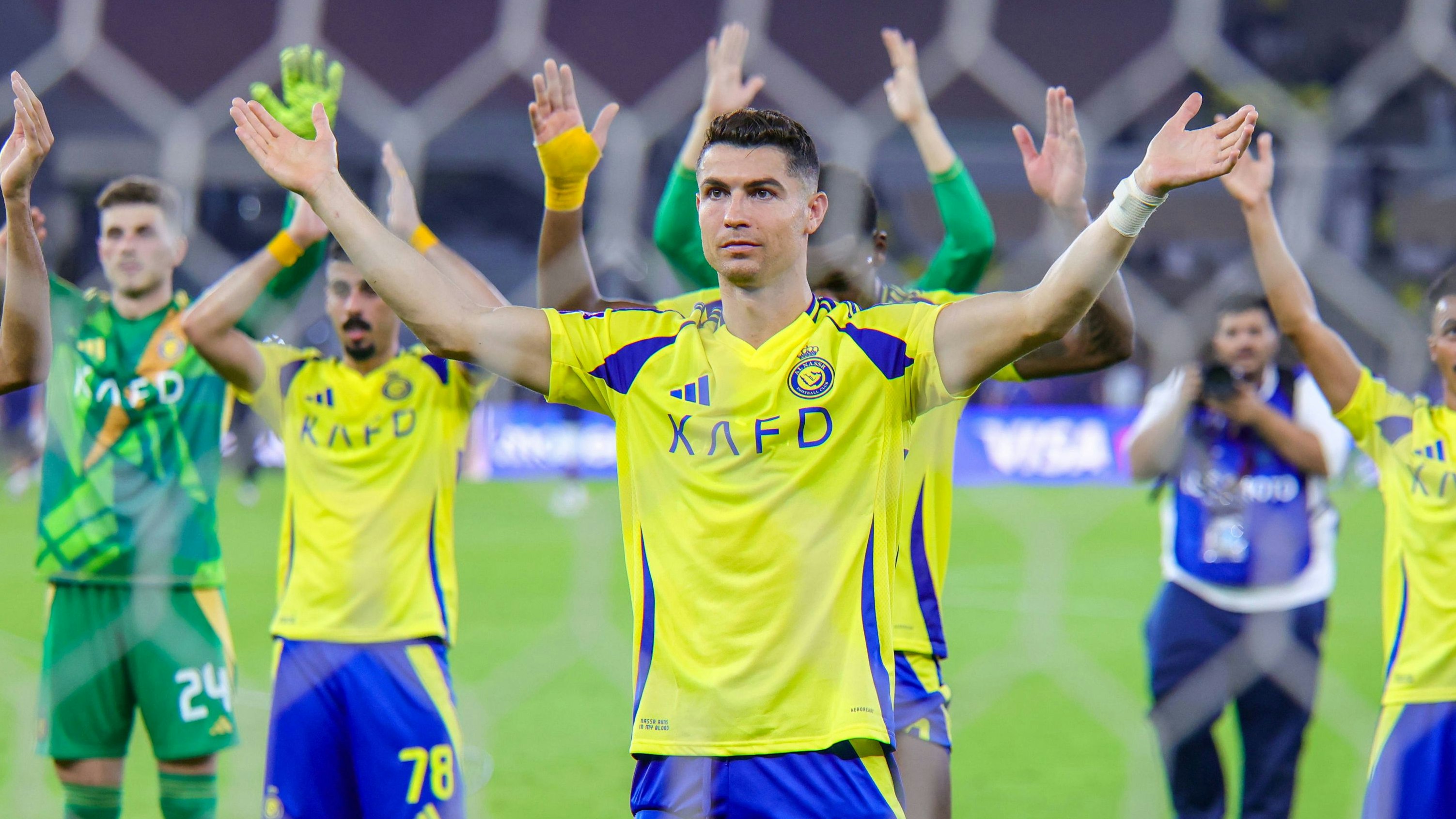 Heute.at - Frust sitzt tief – Ronaldo denkt an Wüsten-Flucht