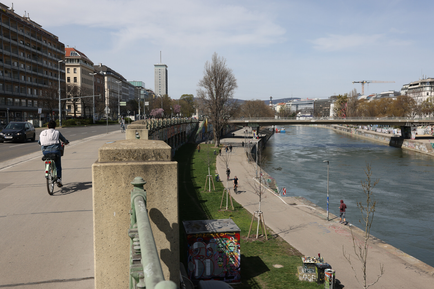 Der Vierjährige wurde aus dem Donaukanal gerettet.