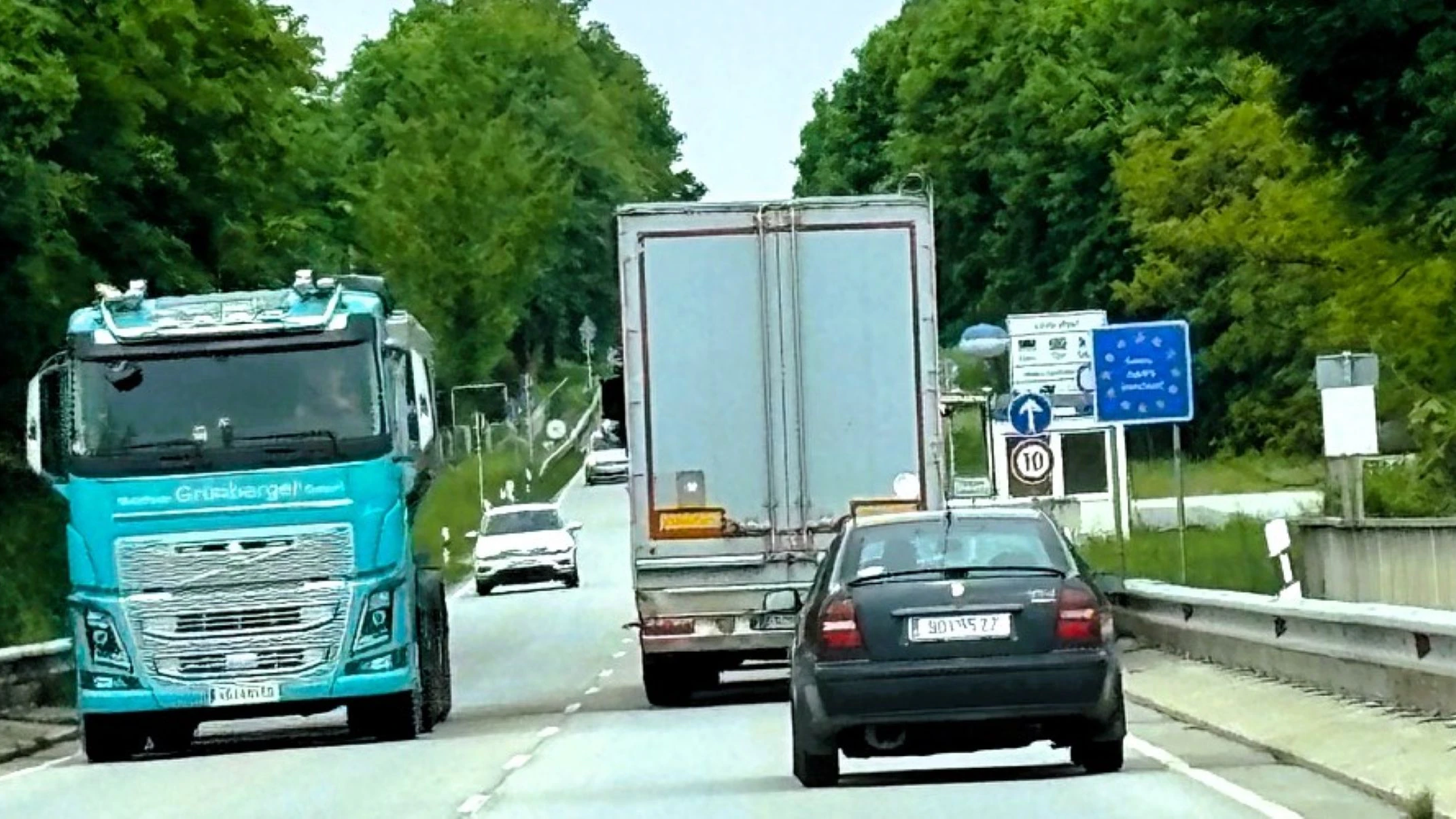 "Heute"-Lokalaugenschein an der Grenze zwischen OÖ und Bayern.