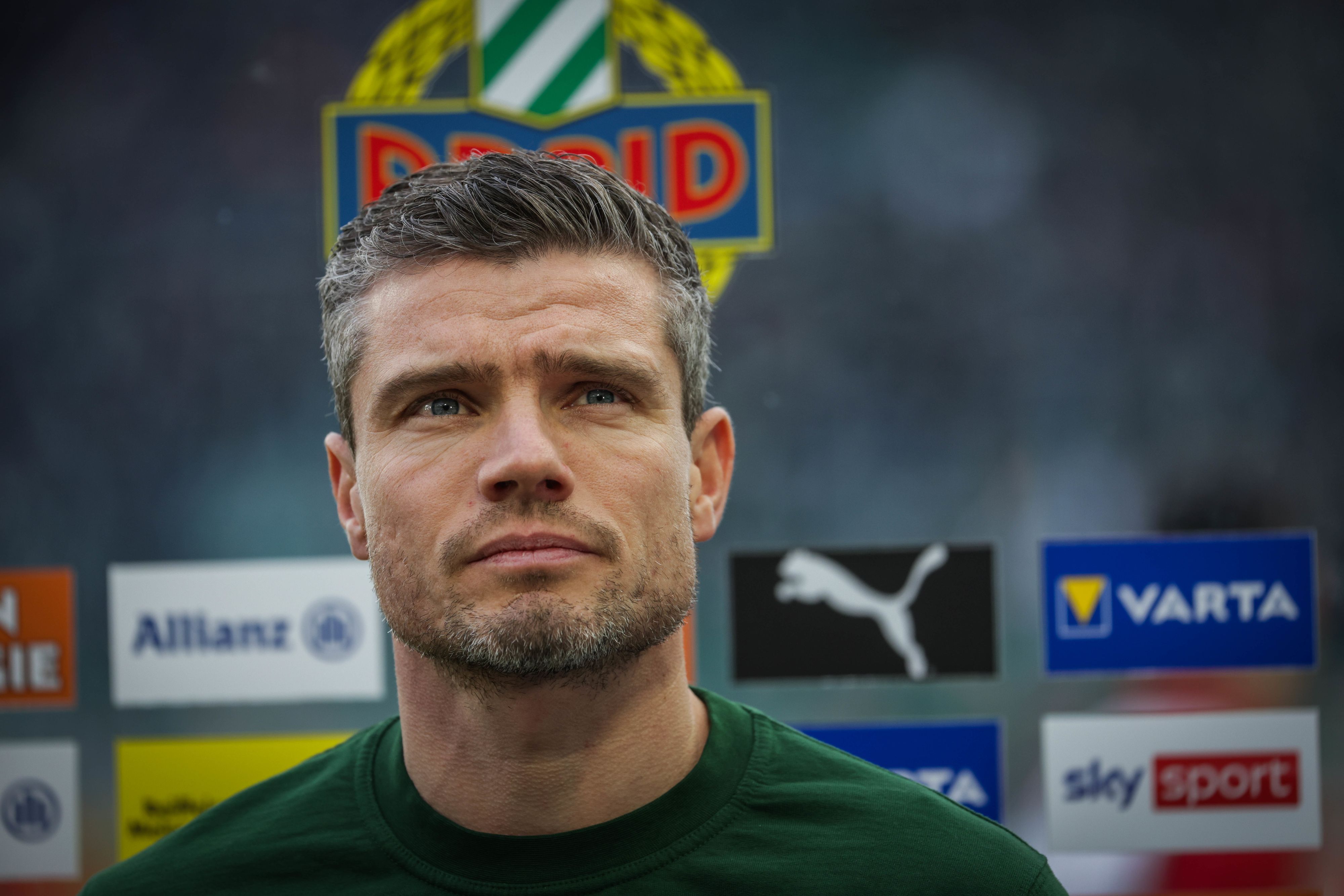 Robert Klauß wendet sich an die Rapid-Fans.