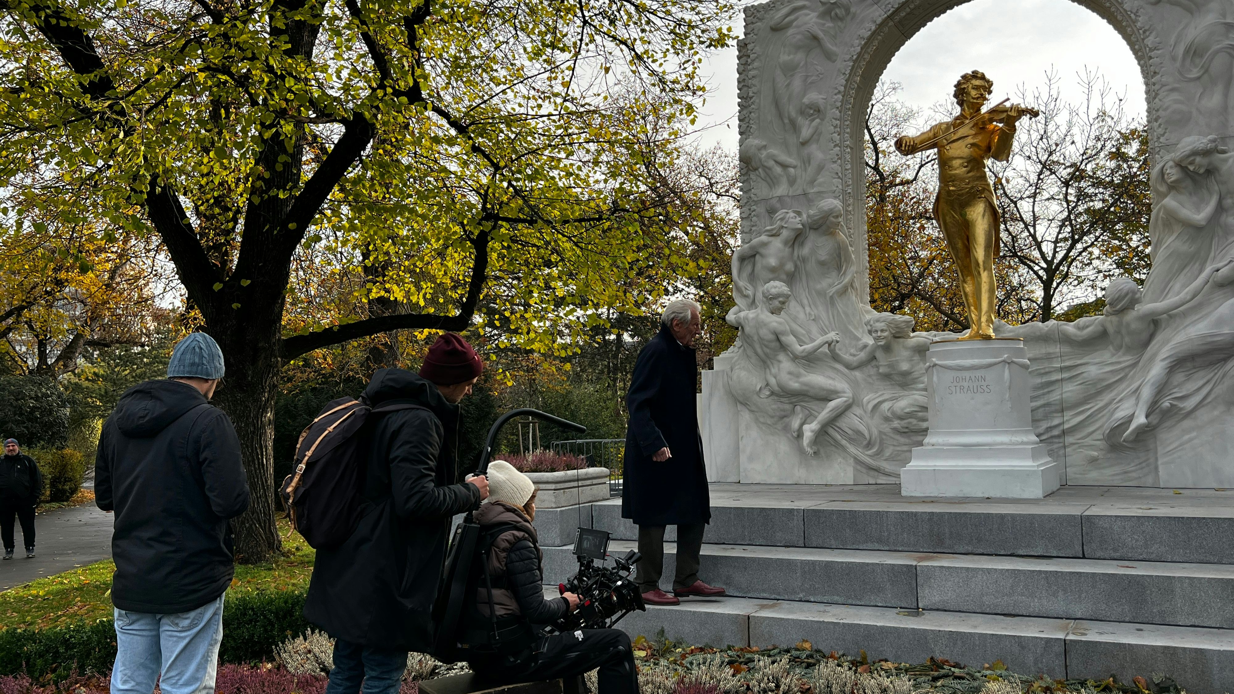 Die Dreharbeiten zum Kurzfilm "Fundbox - A Love Story" fanden an vielen prominenten Wiener Schauplätzen statt.