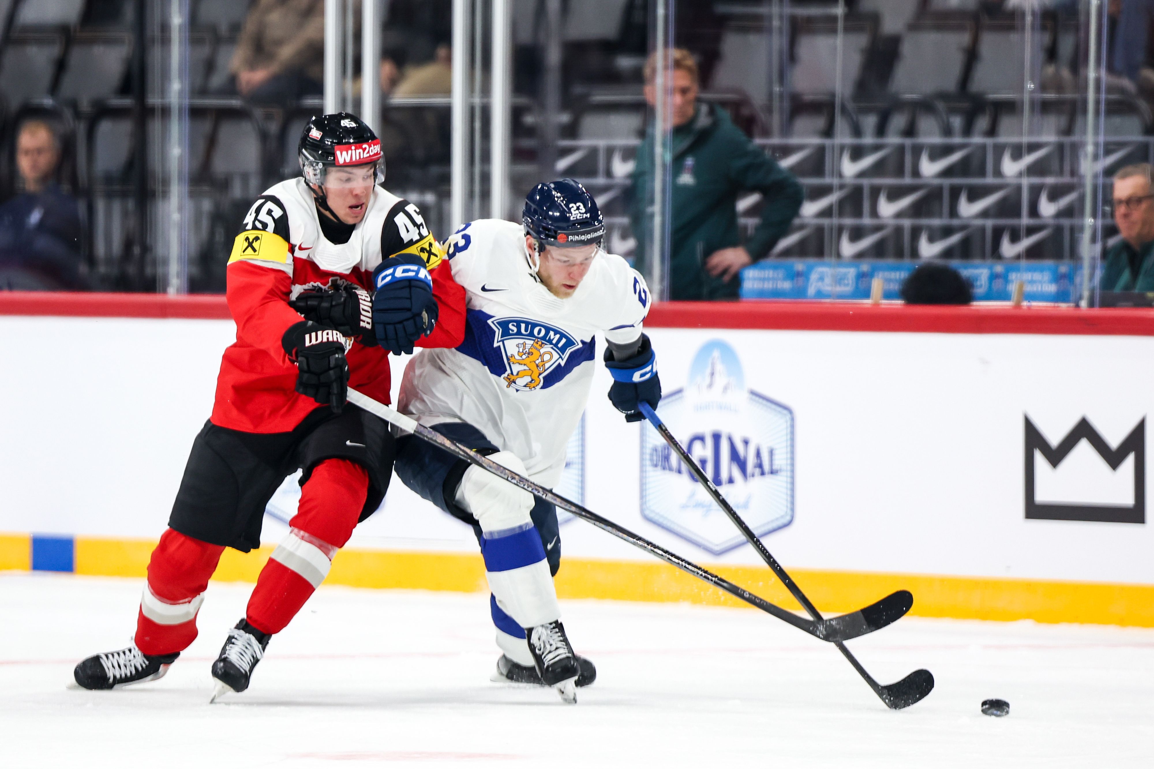 Österreich verliert trotz hartem Kampf gegen Finnland.