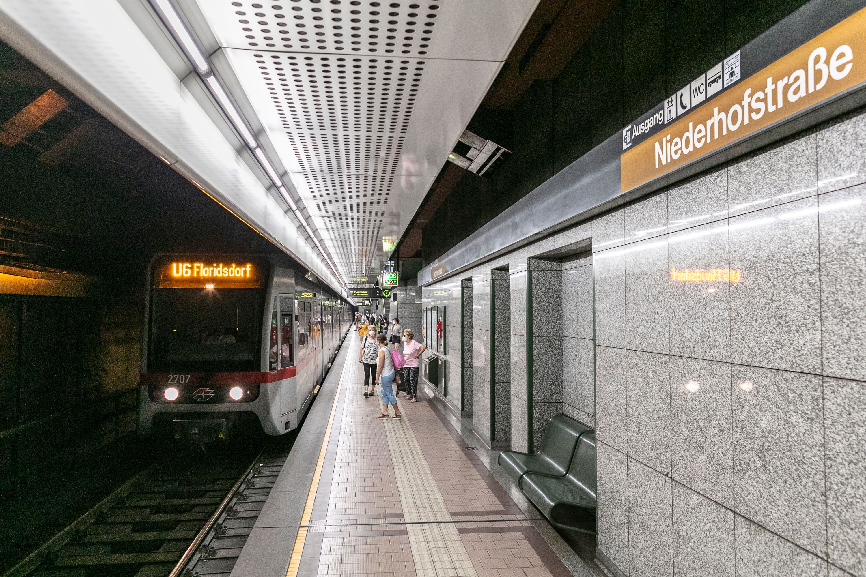 Der Vorfall passierte in der U6-Station Niederhofstraße (Symbolbild).