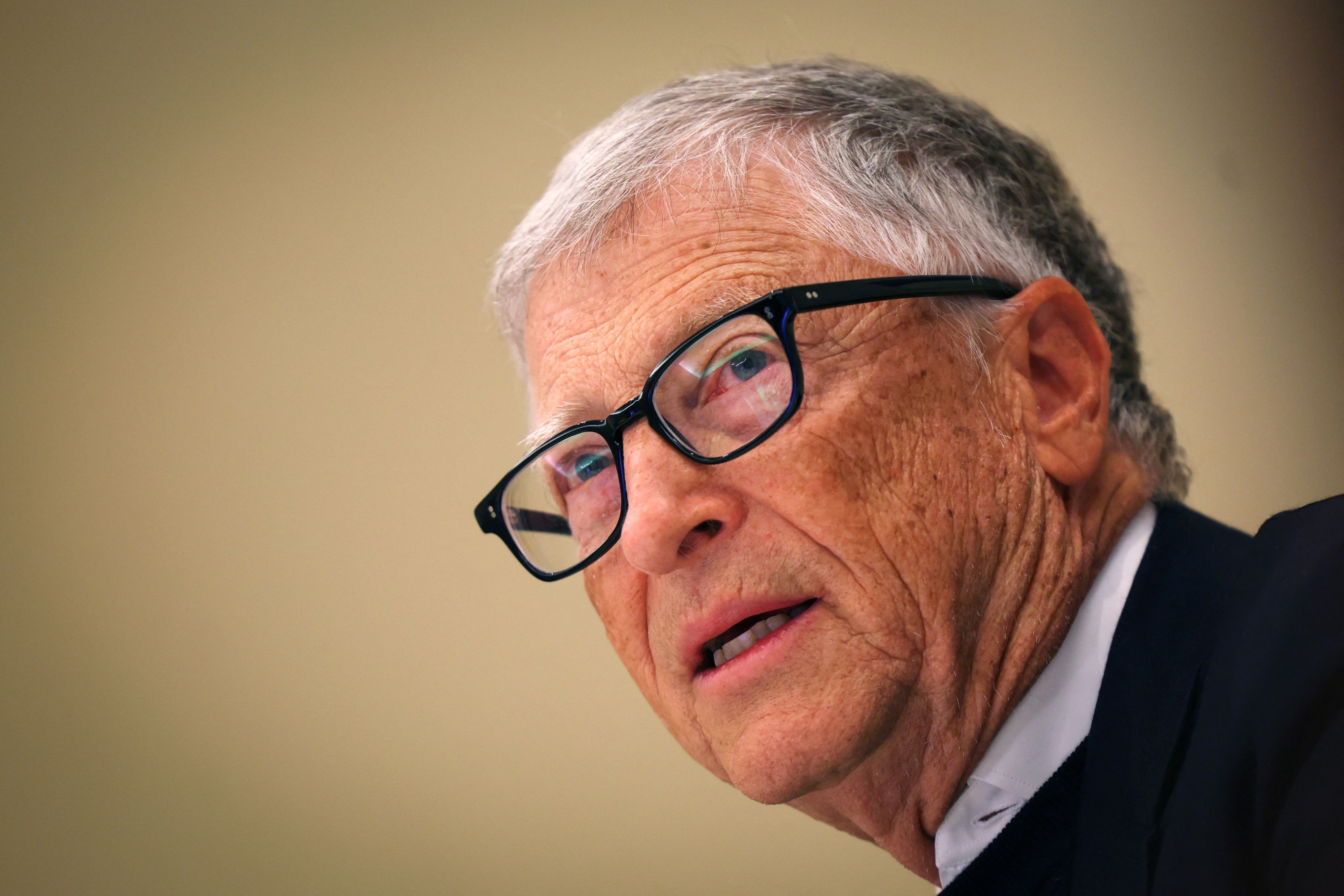 Bill Gates wirft Elon Musk vor, für Millionen Kindstode in armen Ländern mitverantwortlich zu sein.