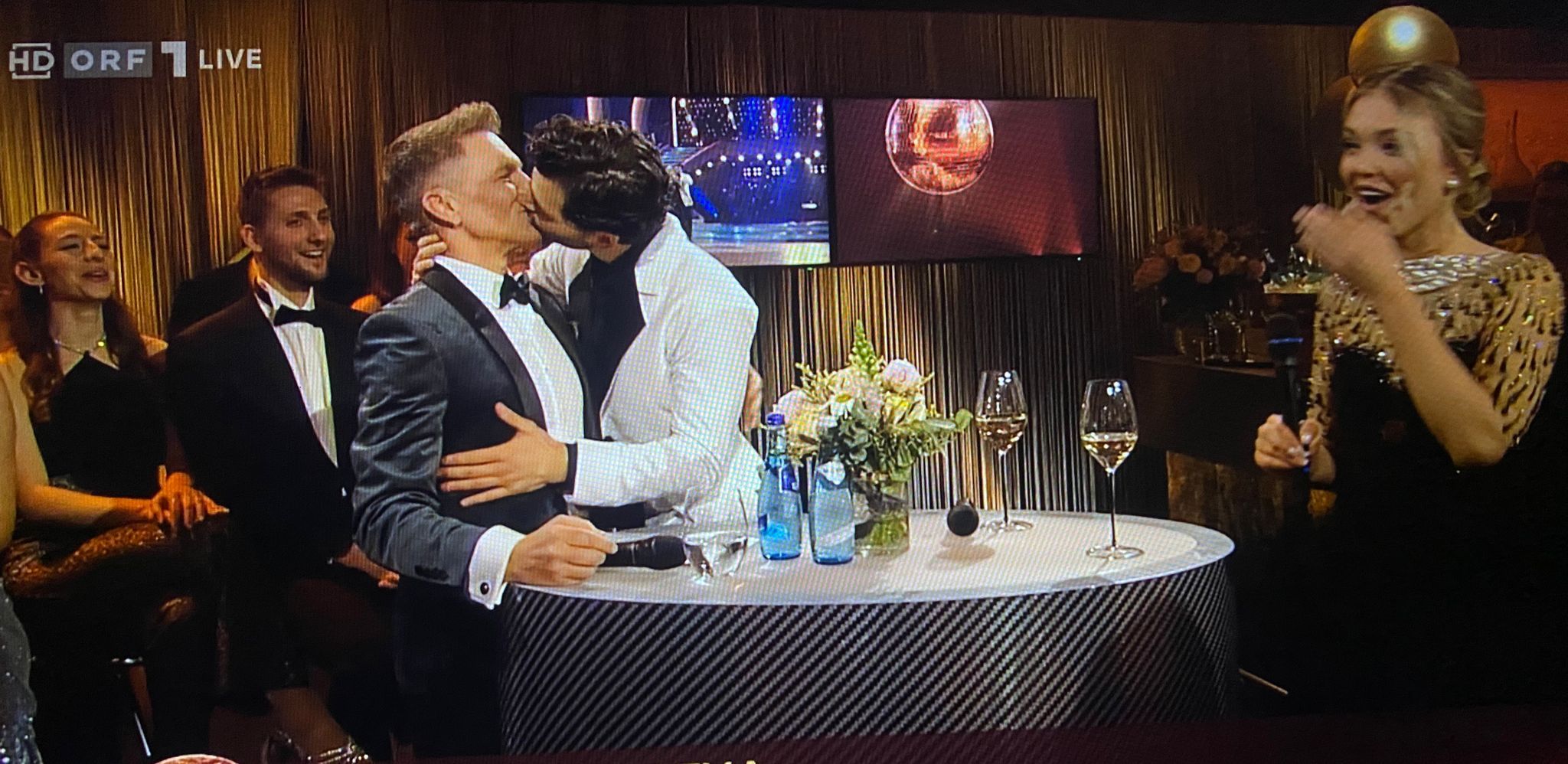 Aaron Karl schnappte sich Andi Knoll.