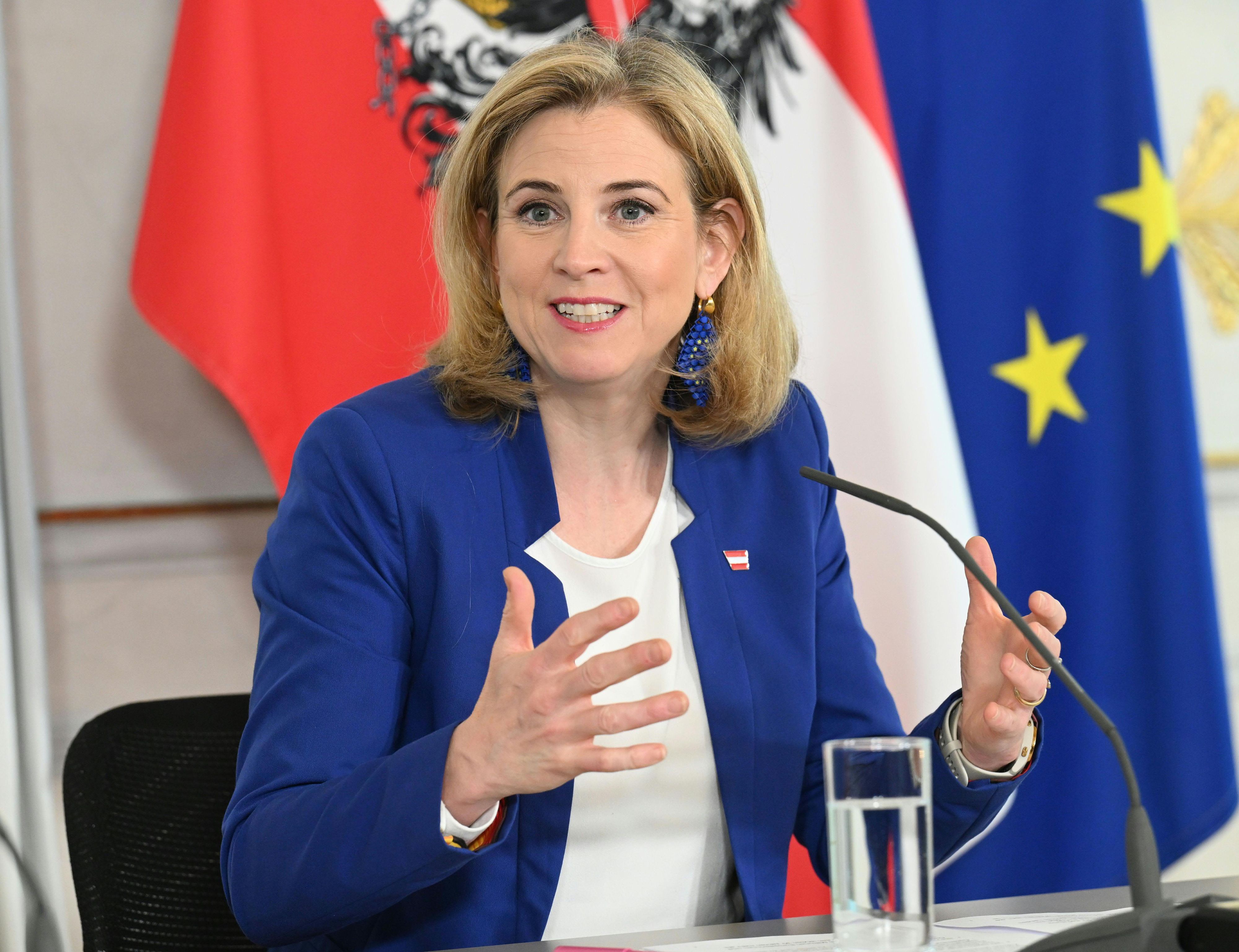 Außenministerin Beate Meinl-Reisinger zieht nun Bilanz.