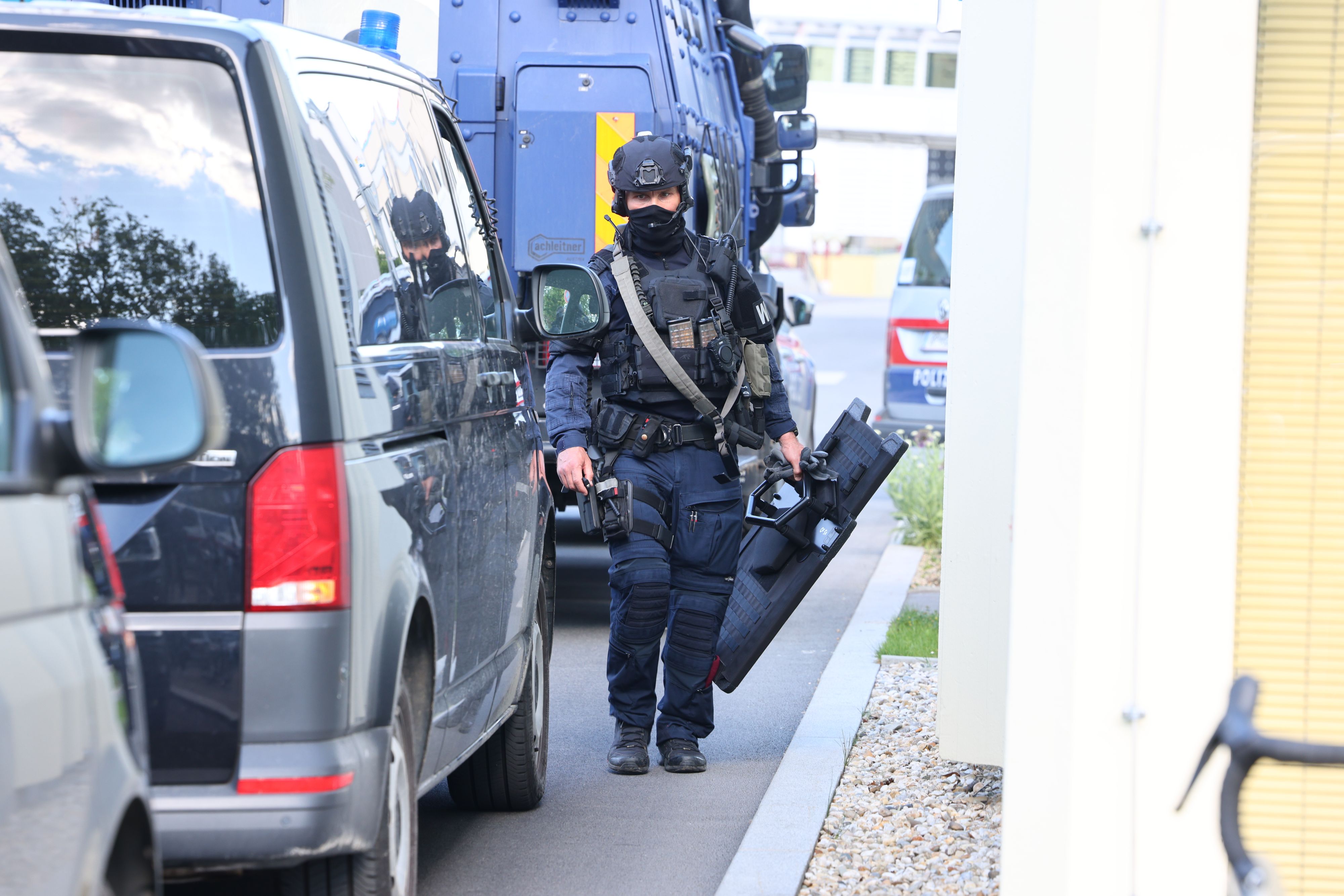 WEGA-Beamte nahmen den Verdächtigen fest. Archivbild.