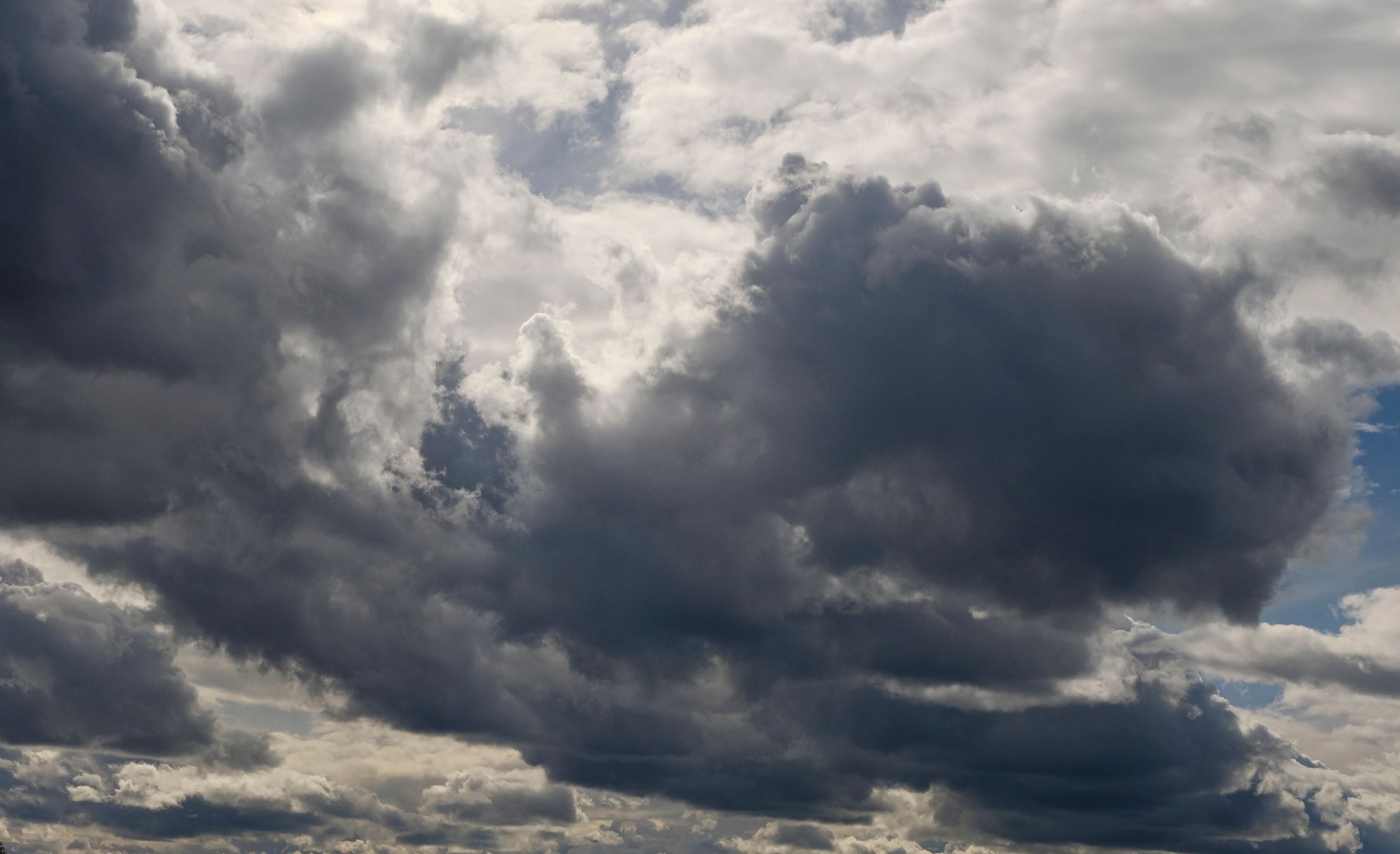 In den kommenden Tagen steuert eine Wetter-Wende auf Österreich zu. (Symbolbild)