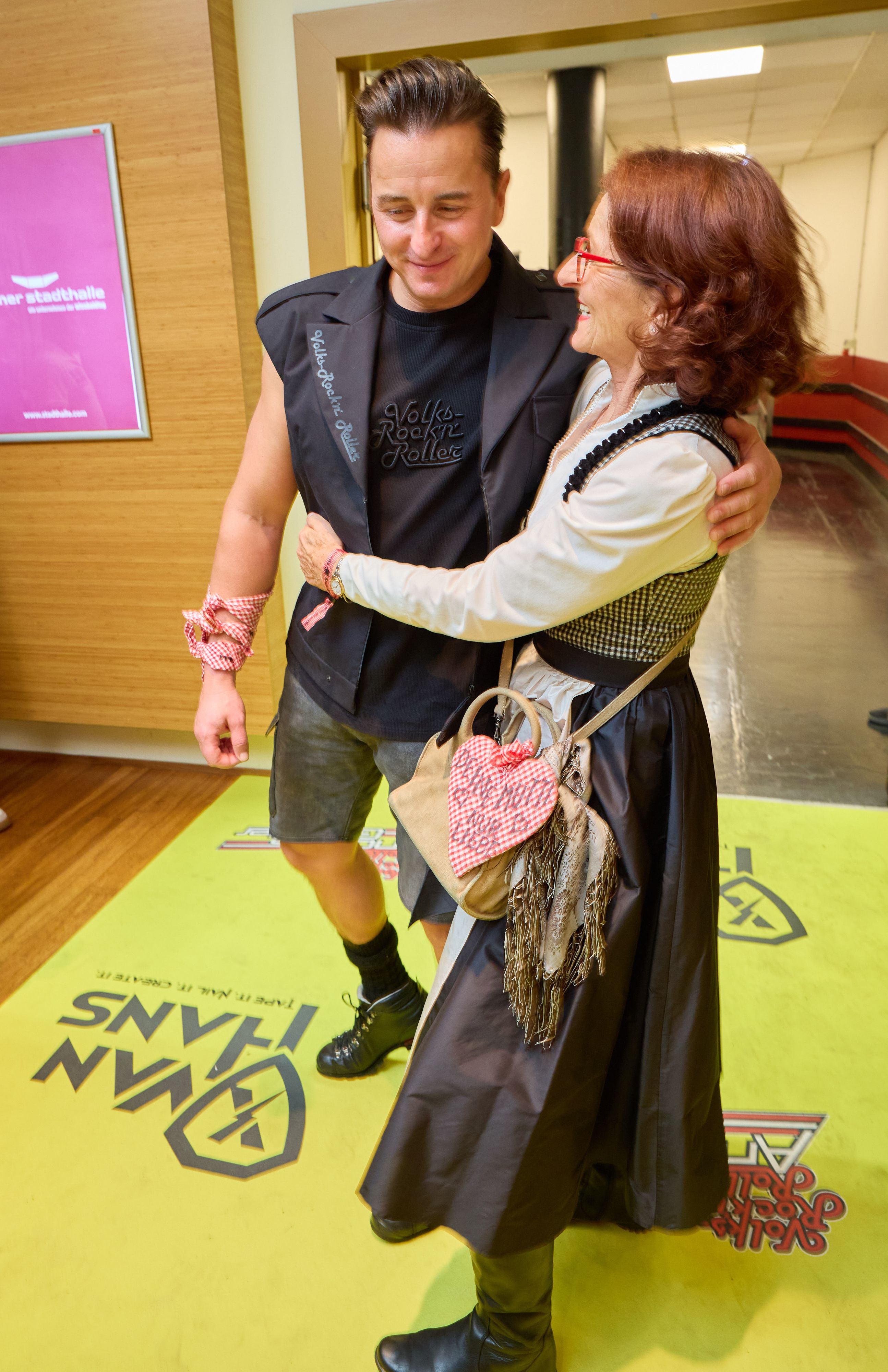  Andreas Gabalier mit Mutter Huberta.