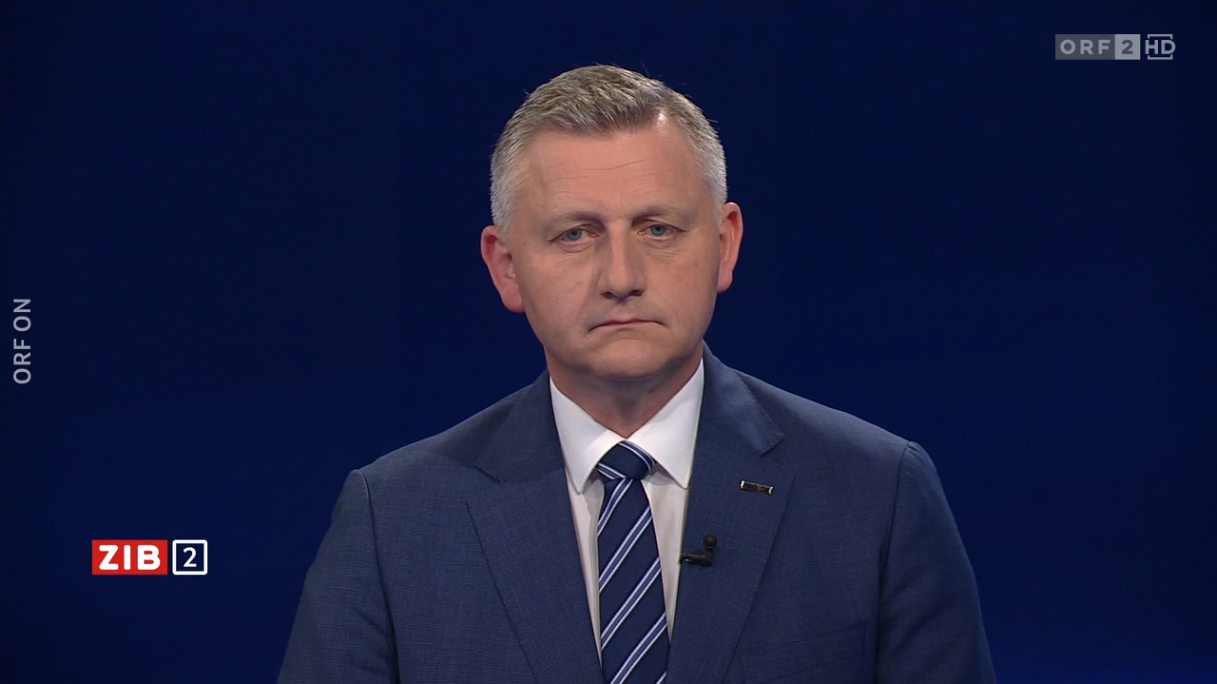 Der Chef der Produktionsgewerkschaft, Reinhold Binder, am späten Sonntagabend in der 