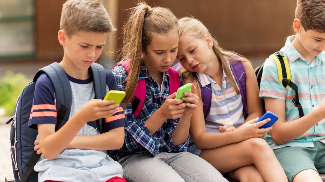 Heute.at - Alterslimit bei Social Media – Krach zwischen VP und FP